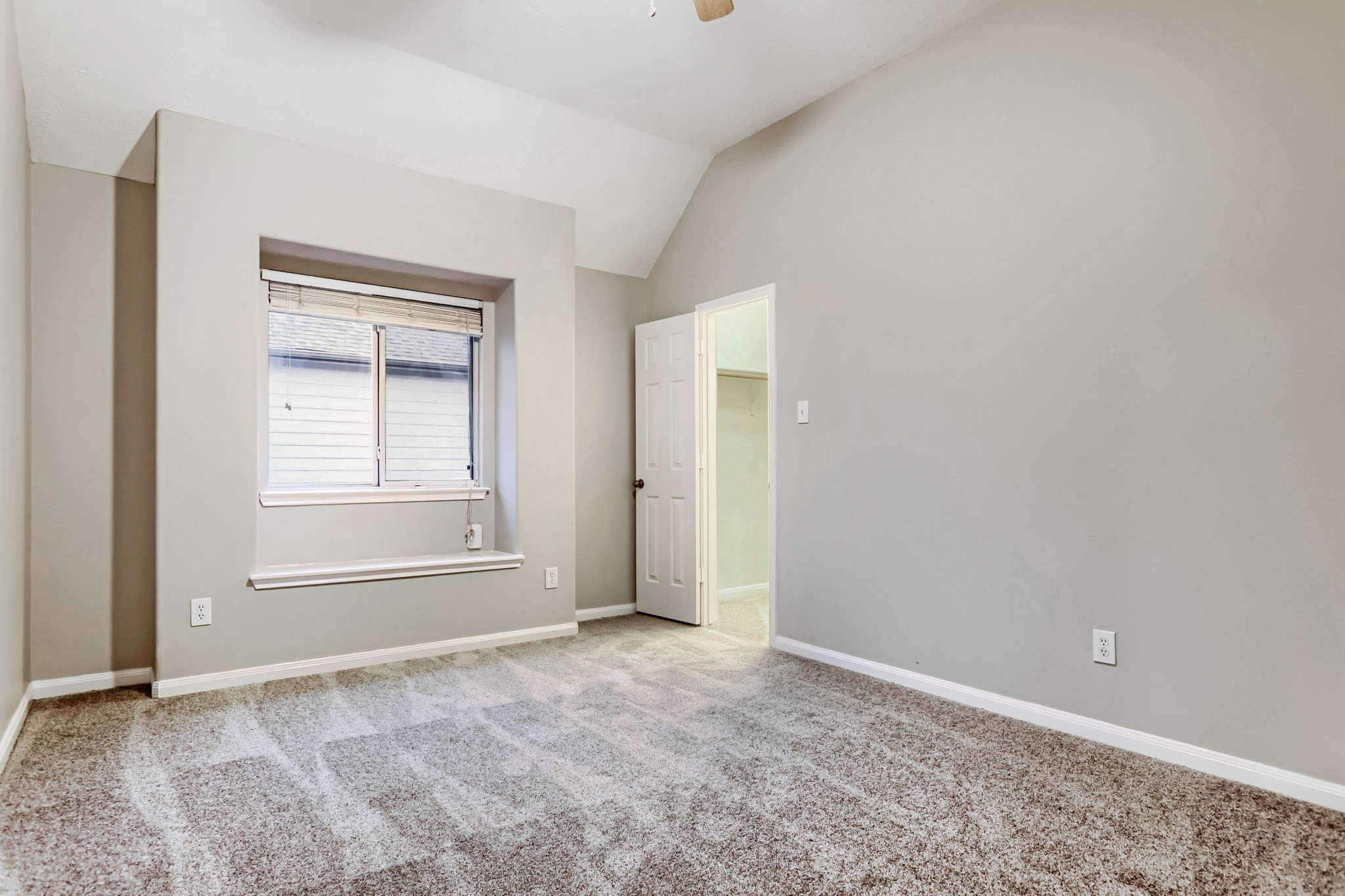 18503 Regatta Road Property Photo 13