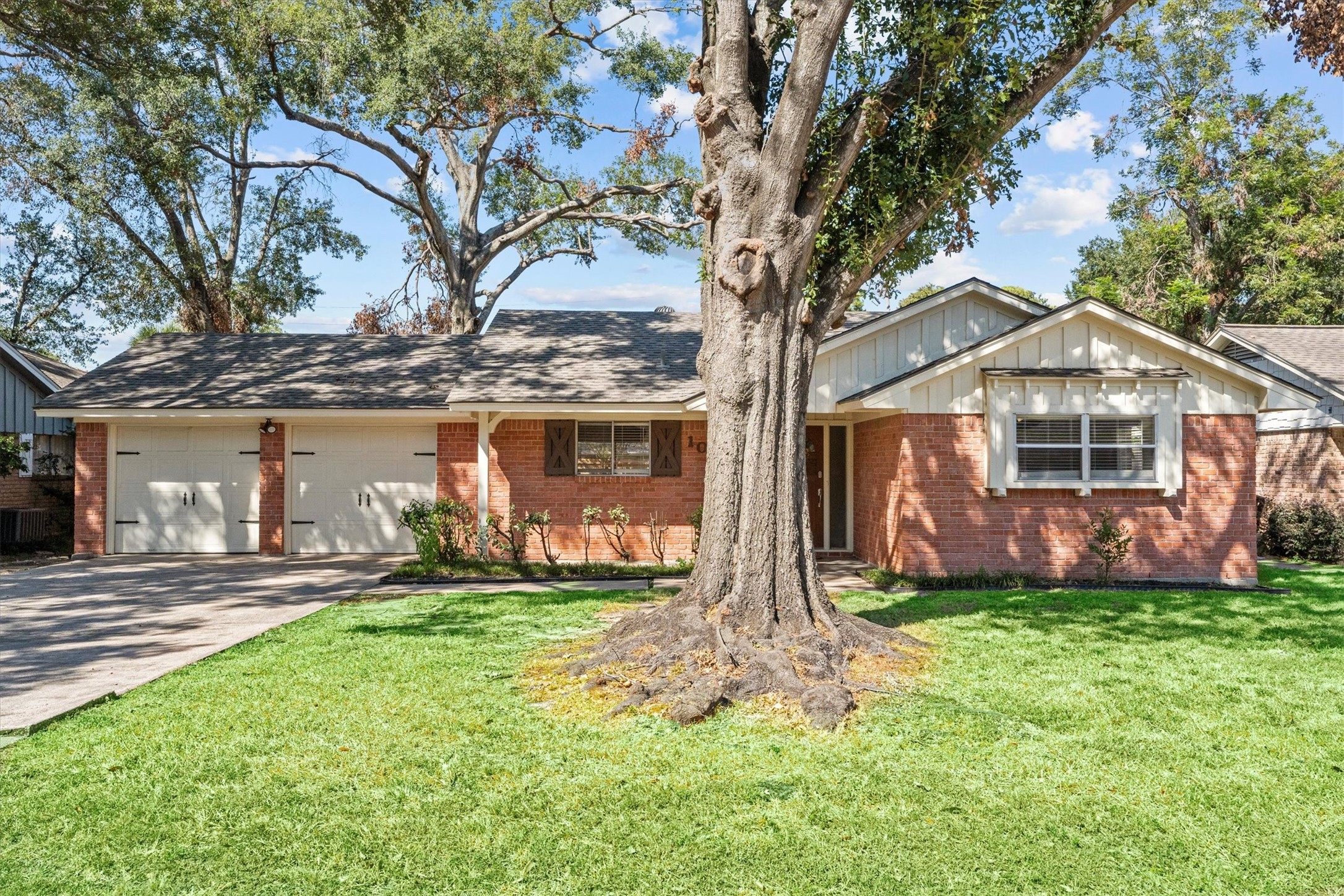10030 Haddington Drive Property Photo 1