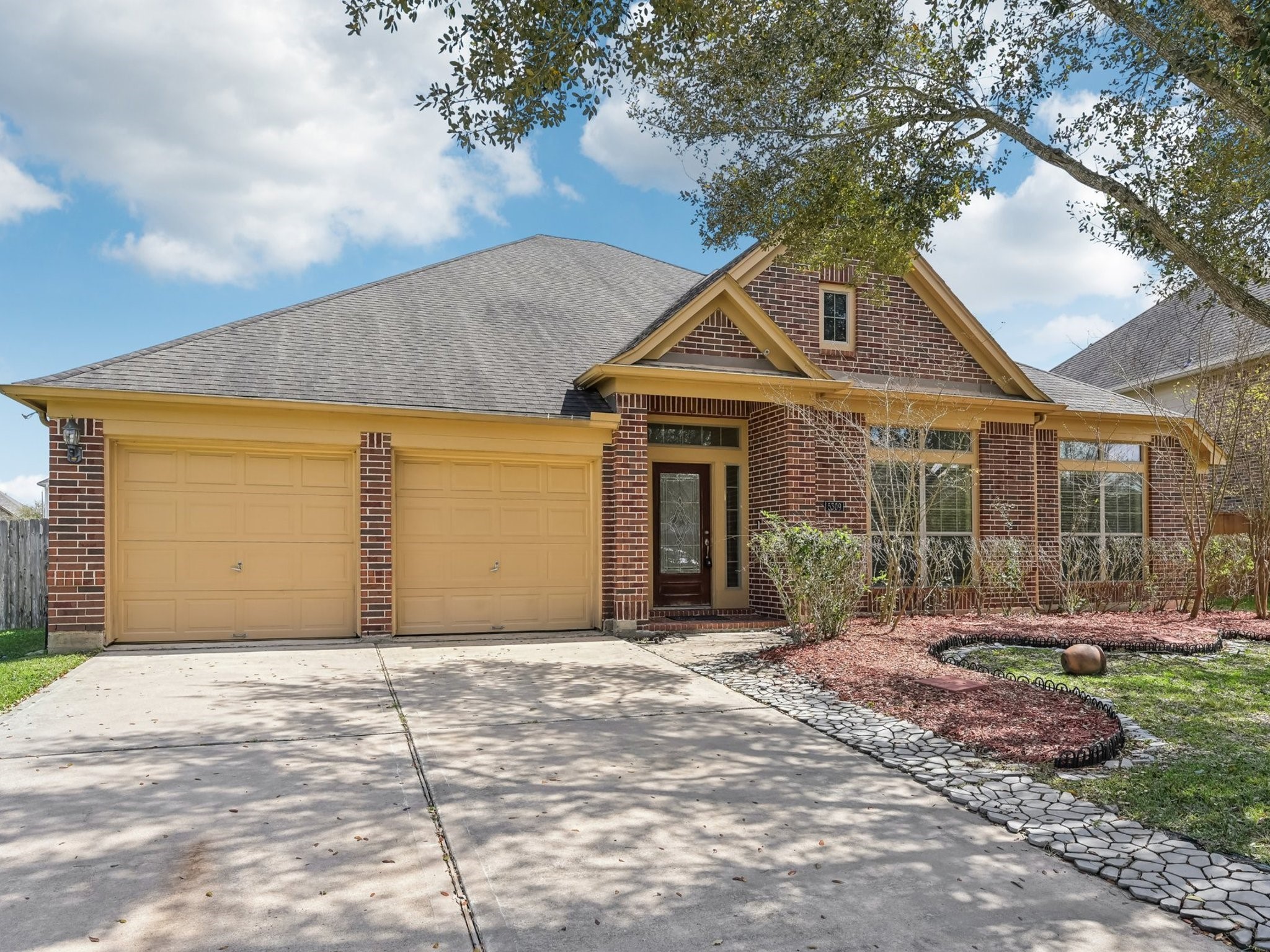 5309 Clear Landing Court Property Photo