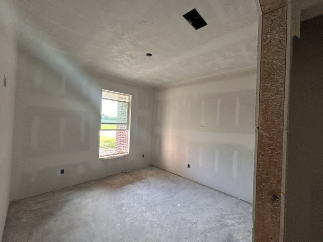 7935 Farrah Street Property Photo 9