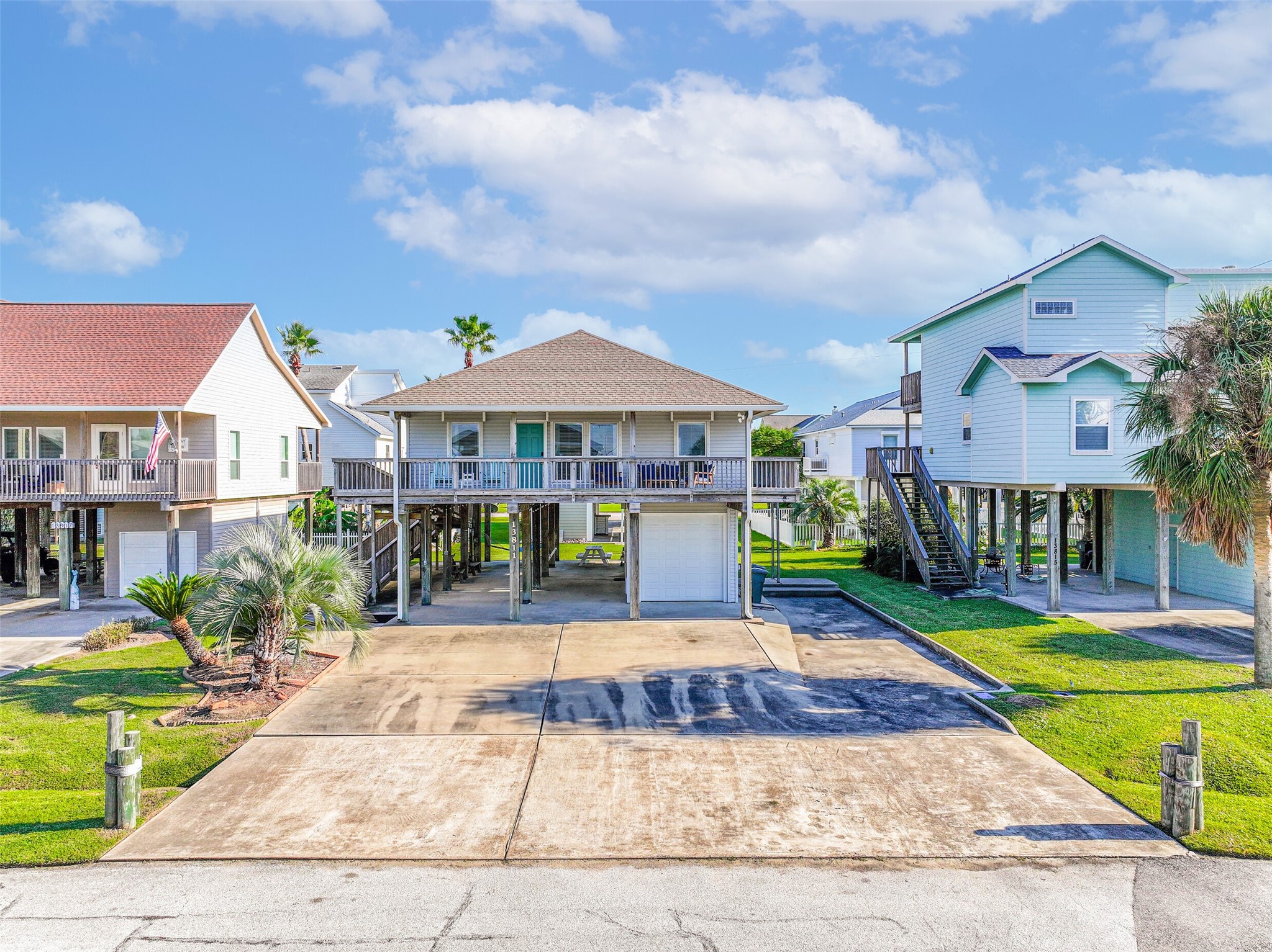 13811 Mutiny Lane Property Photo 4