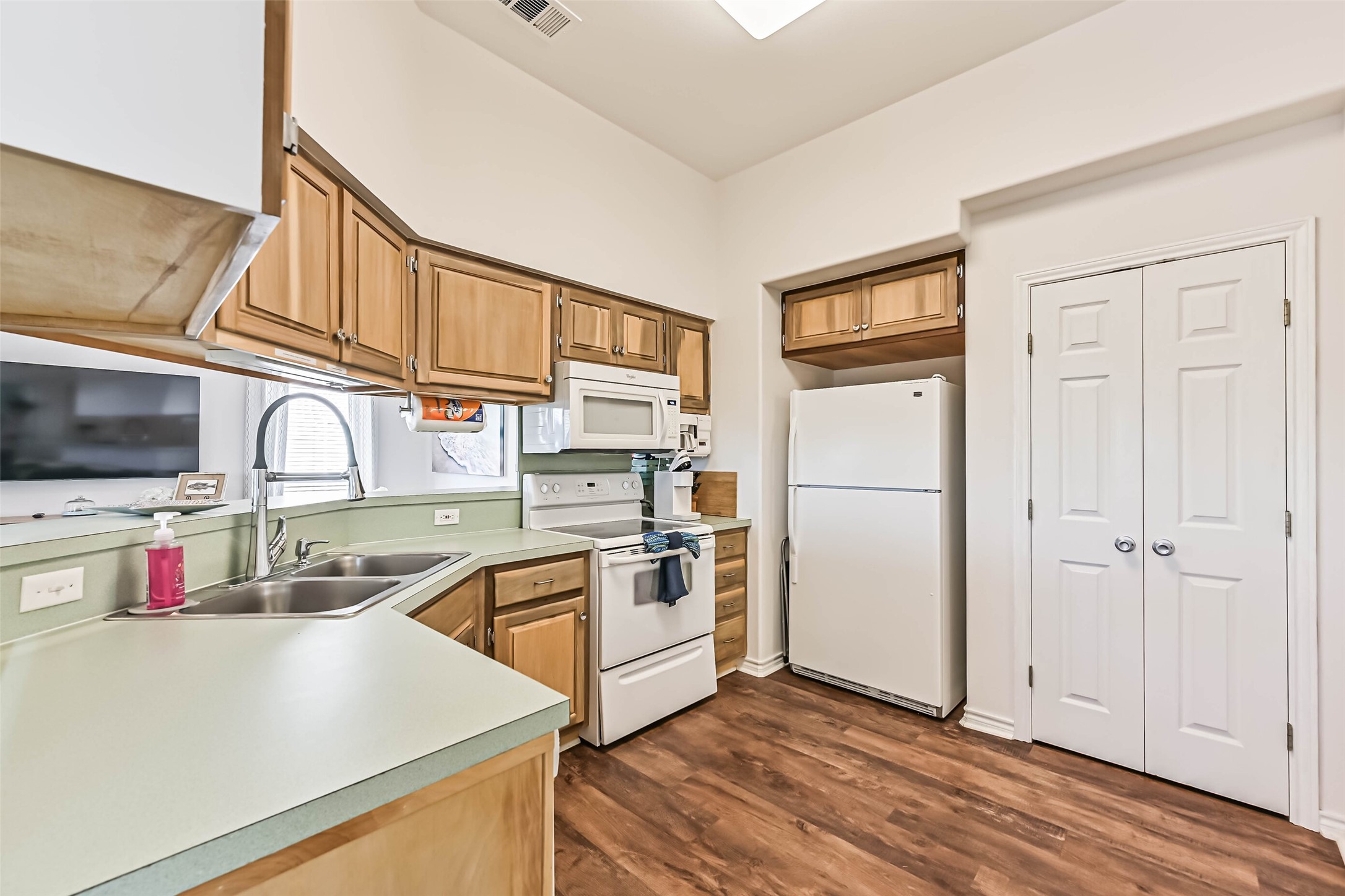 13811 Mutiny Lane Property Photo 19