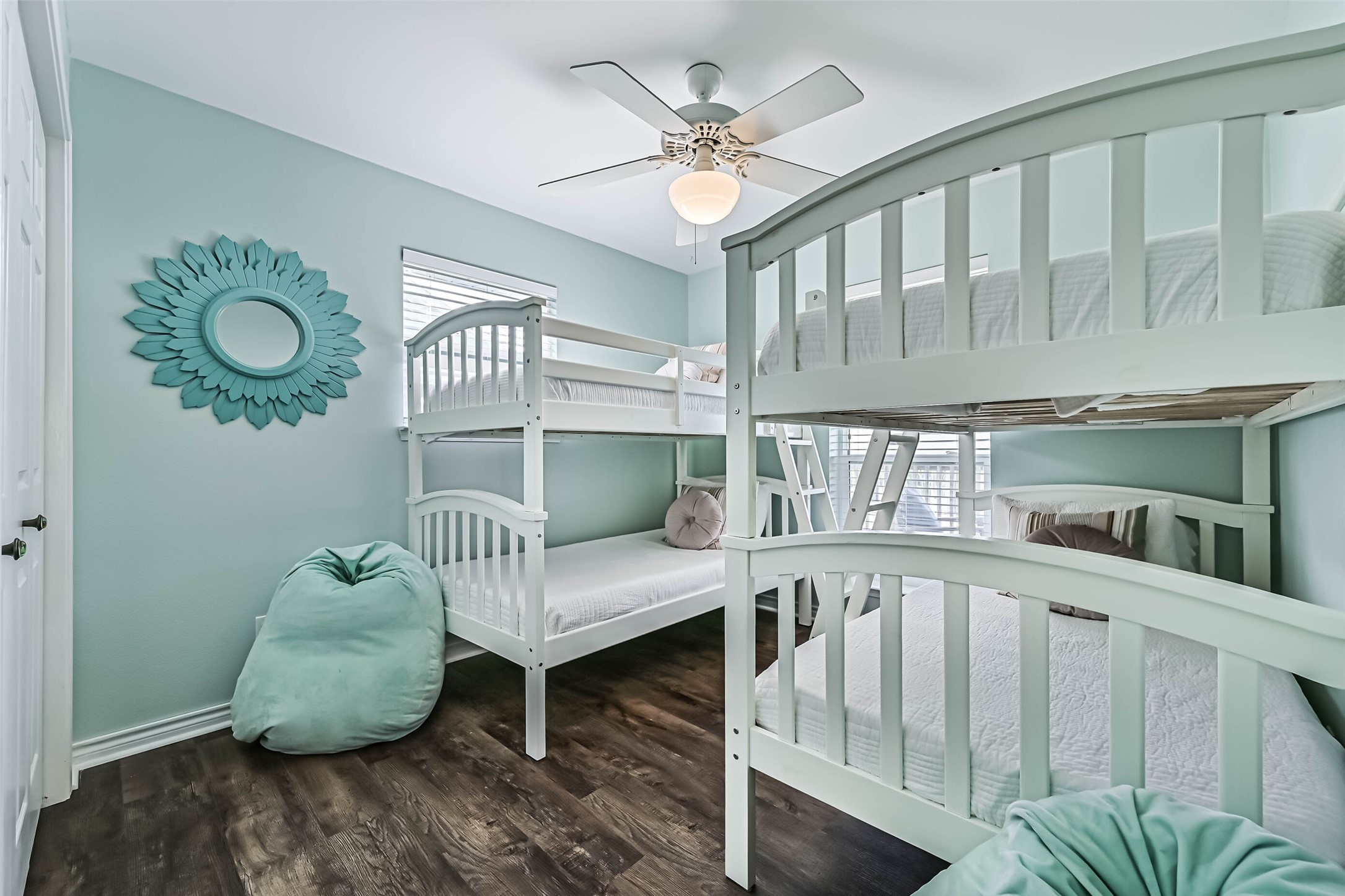 13811 Mutiny Lane Property Photo 34