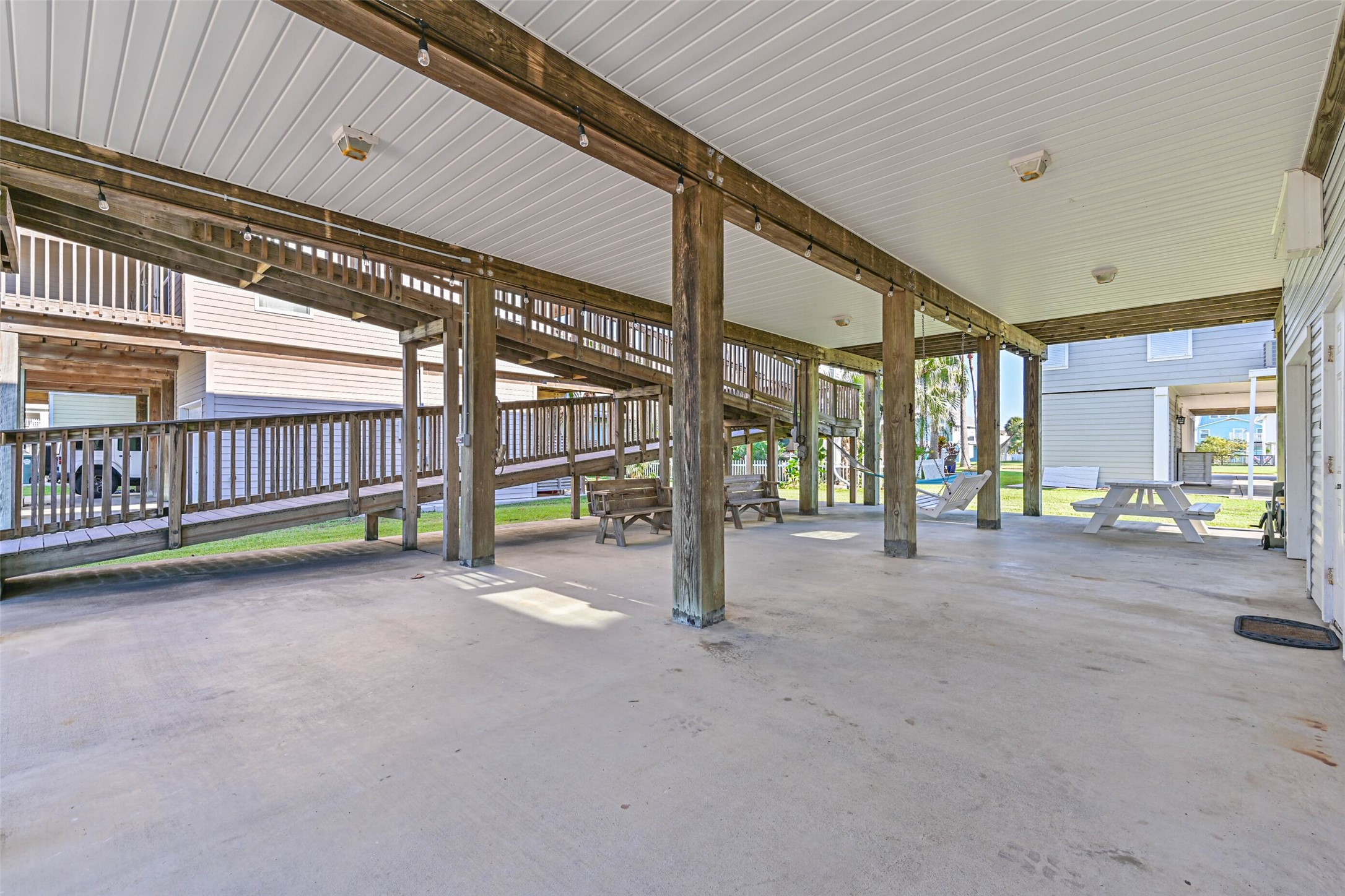 13811 Mutiny Lane Property Photo 38