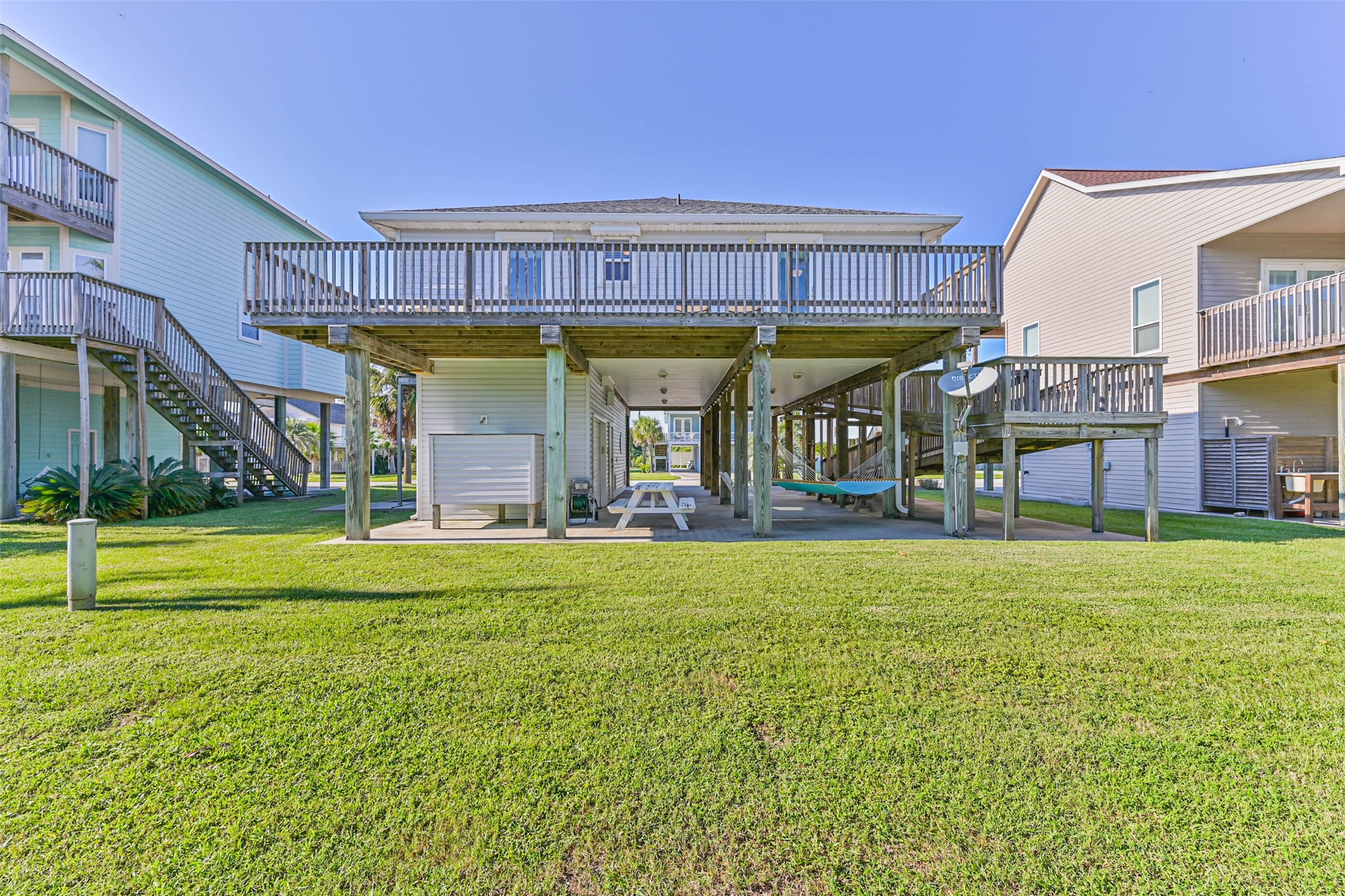 13811 Mutiny Lane Property Photo 44