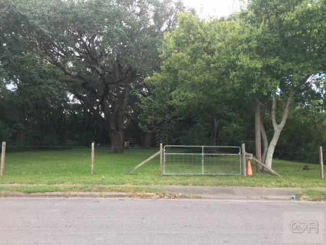 221 S Bell Drive Property Photo