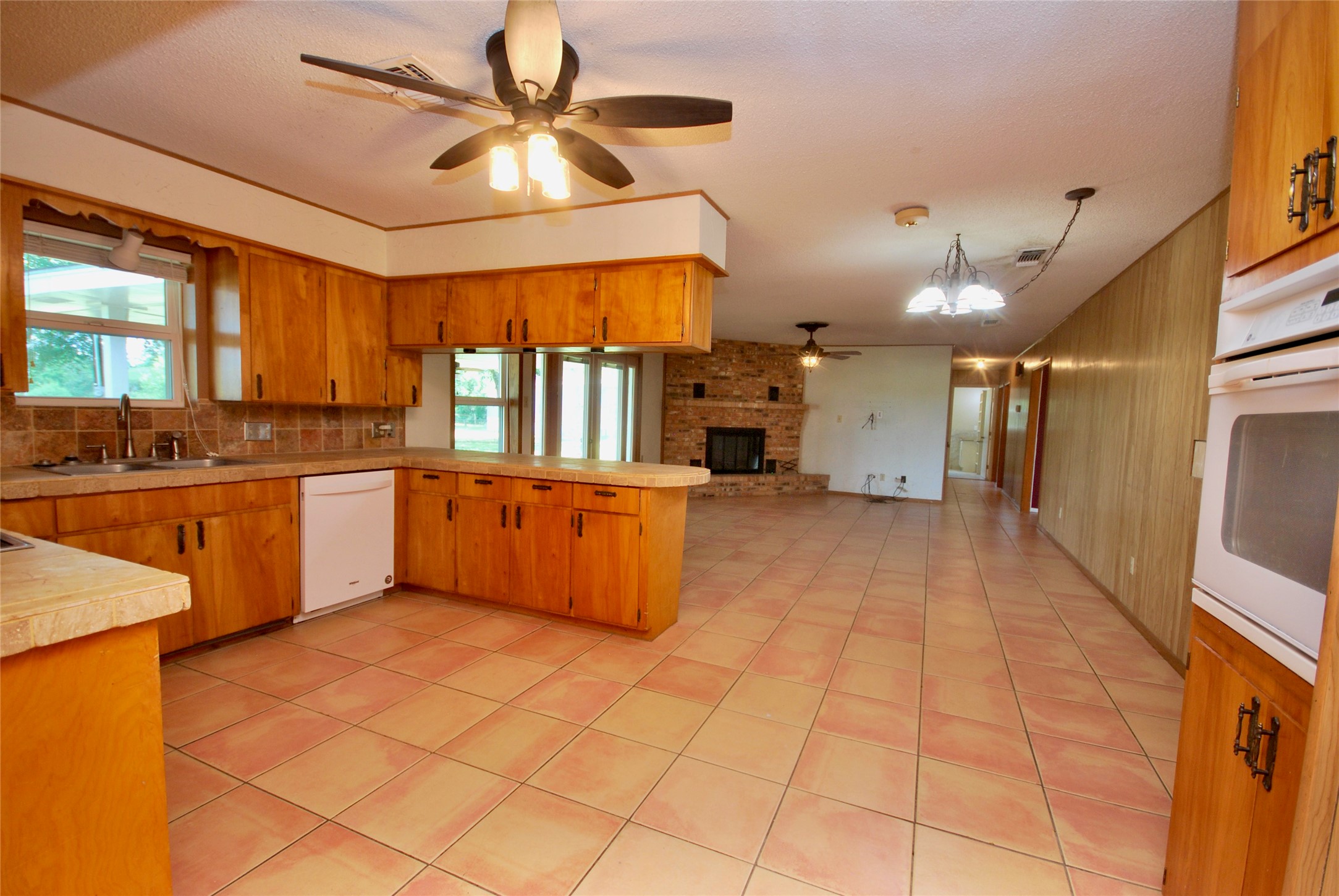 1706 Slaughter House Road Property Photo 9
