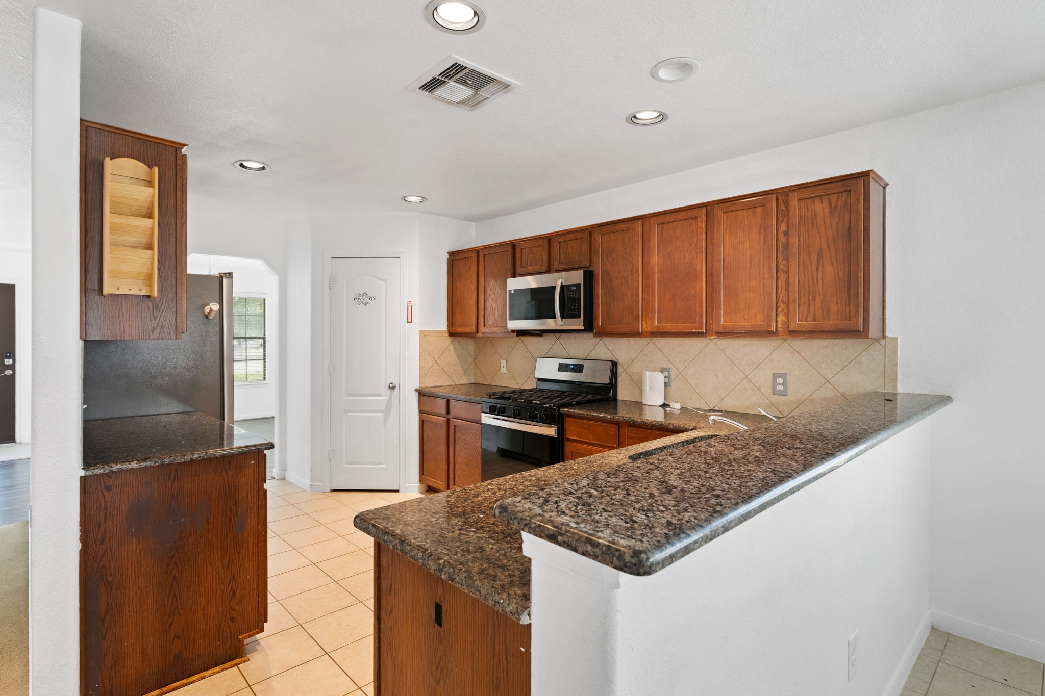 4614 Pin Oak Property Photo 7