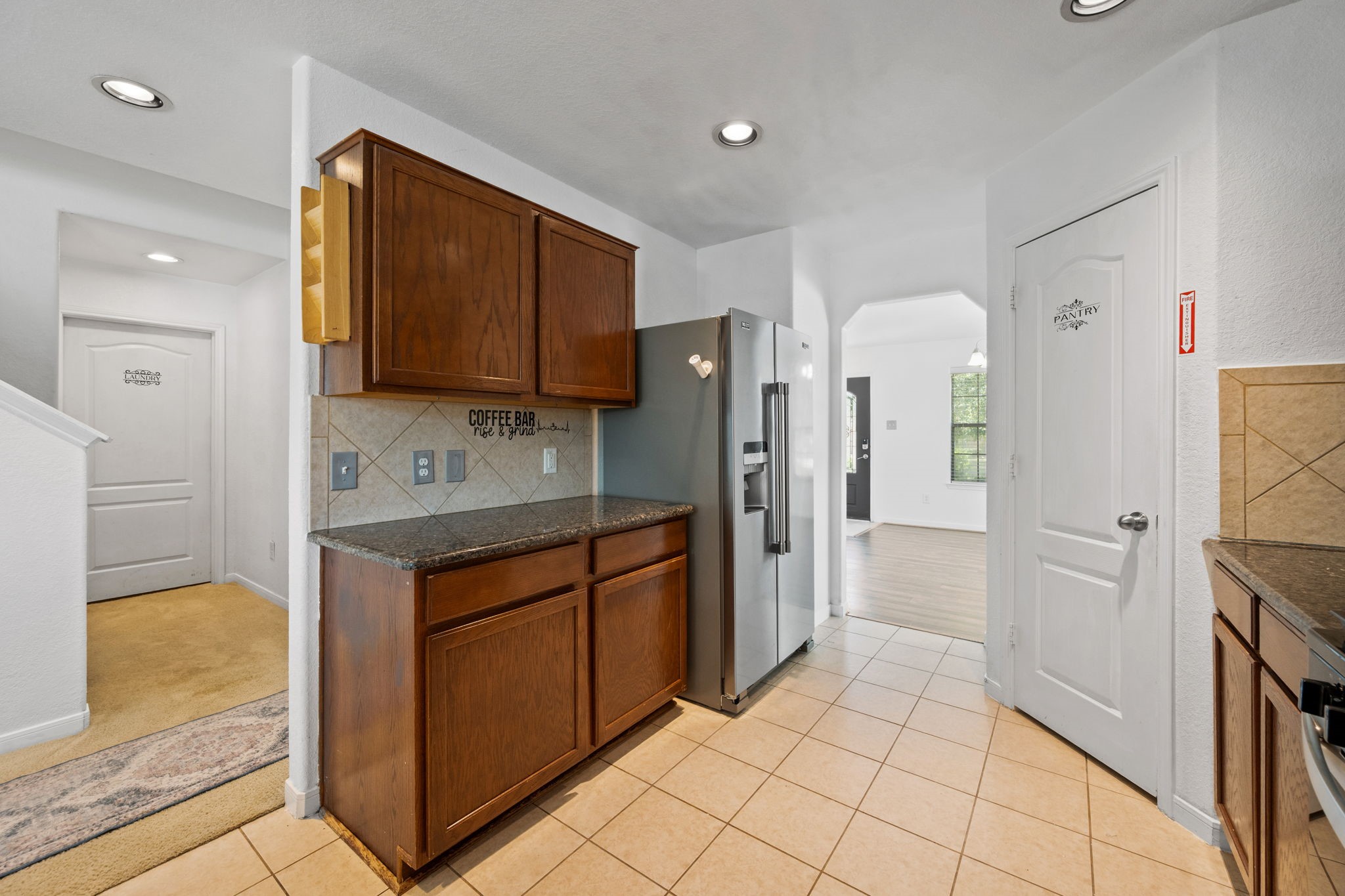 4614 Pin Oak Property Photo 9