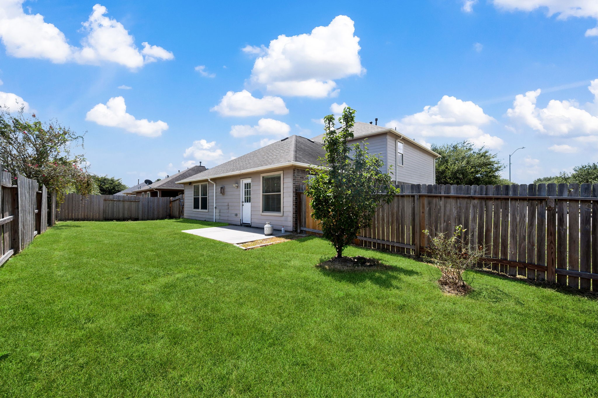 4614 Pin Oak Property Photo 28