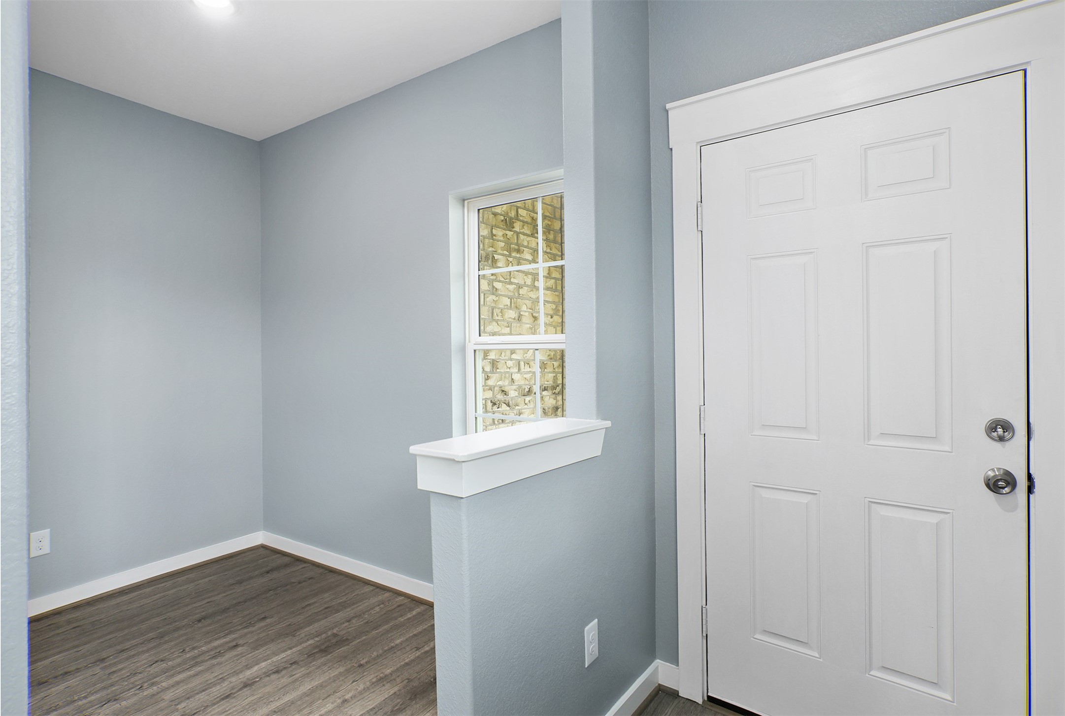 2716 Bernadino Drive Property Photo 5