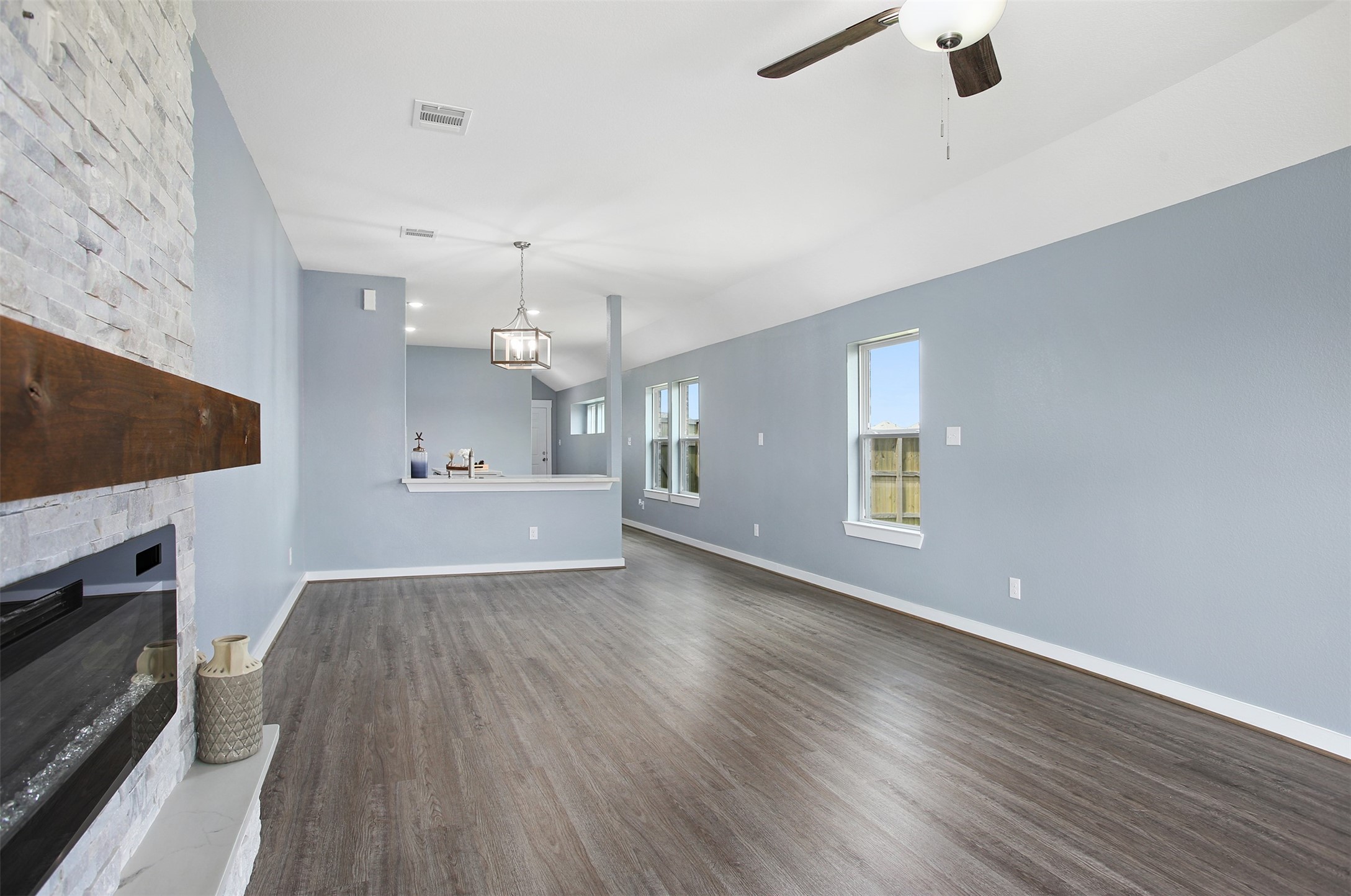 2716 Bernadino Drive Property Photo 13