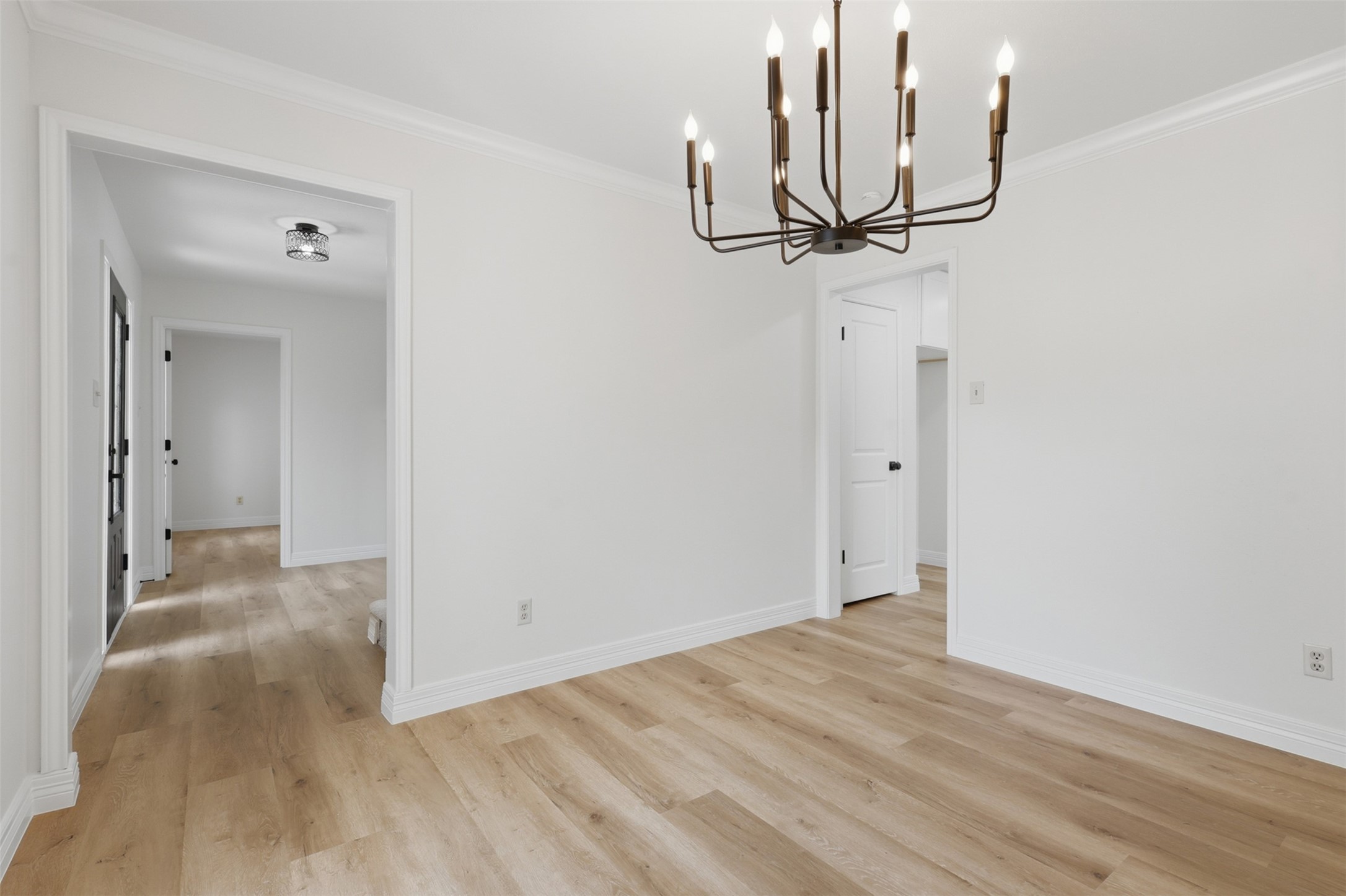 16306 Mill Point Property Photo 16