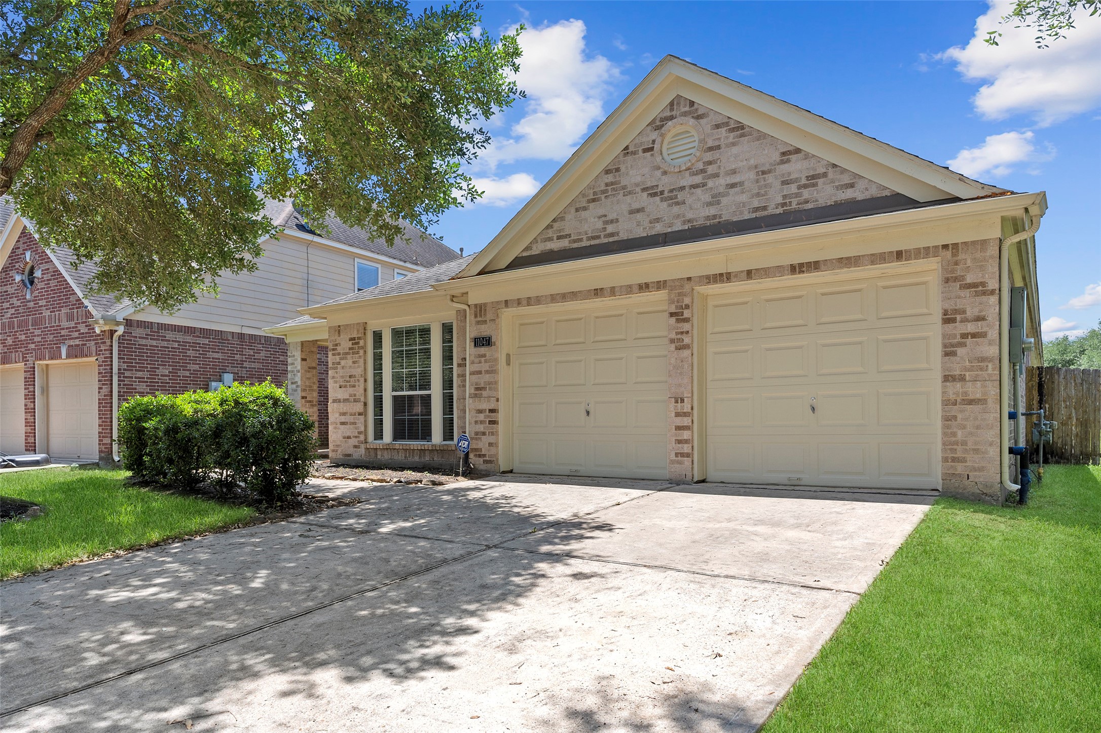 11047 Pierce Valley Drive Property Photo 14