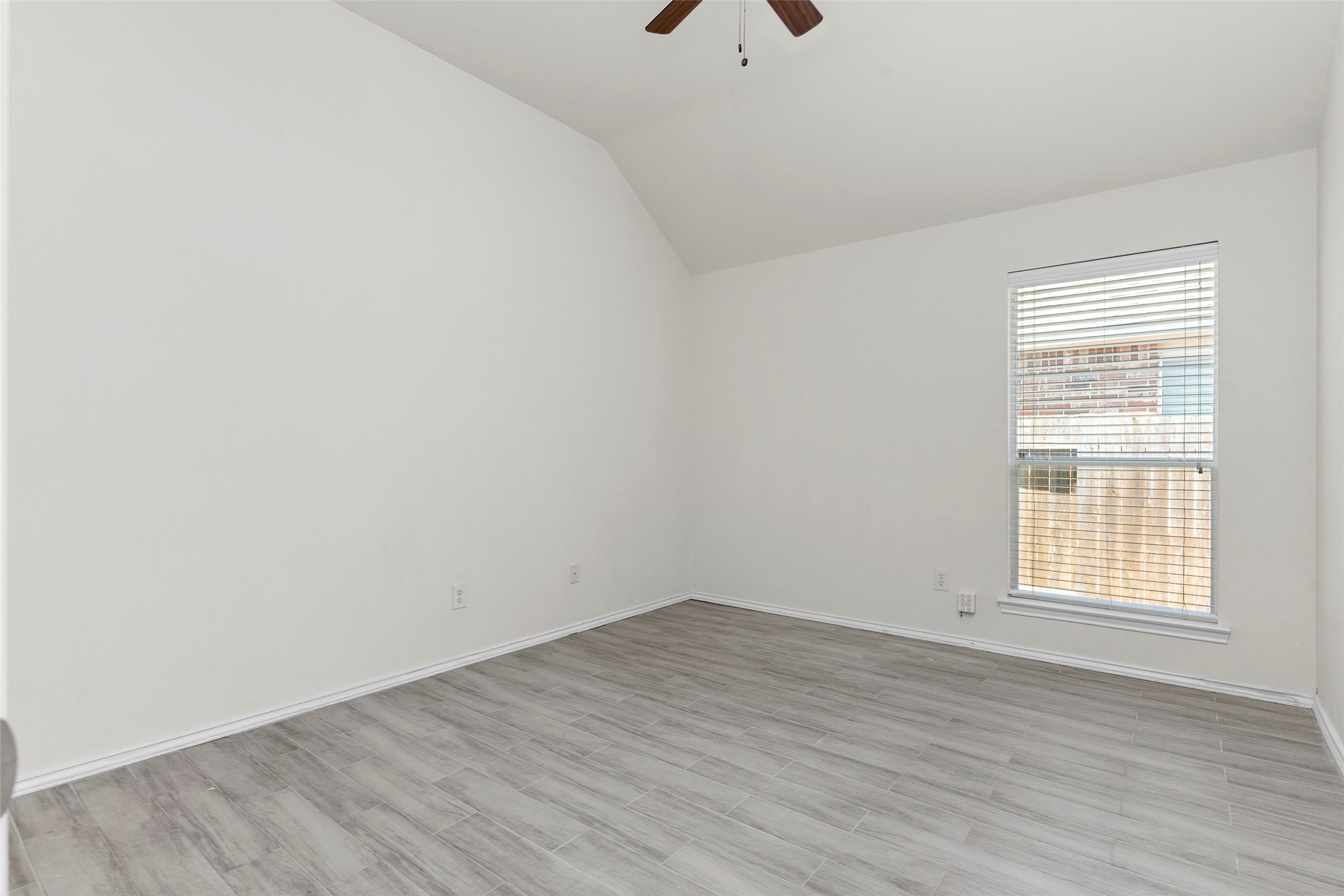 11047 Pierce Valley Drive Property Photo 23