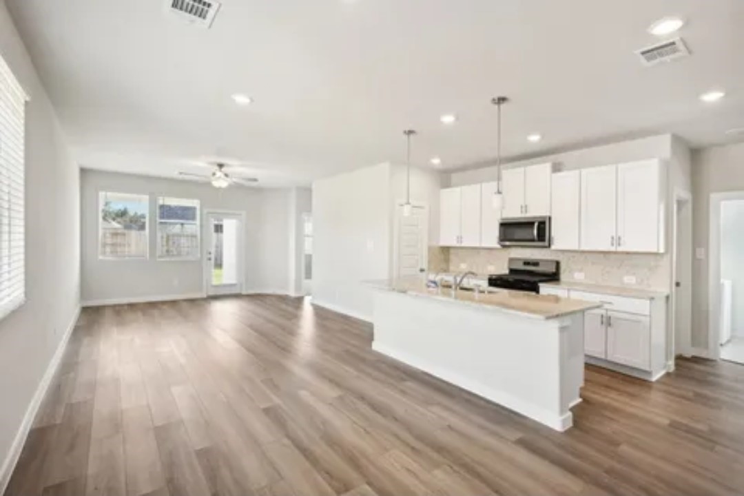 9450 Herons Preserve Property Photo 4