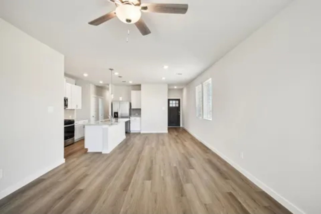 9450 Herons Preserve Property Photo 7