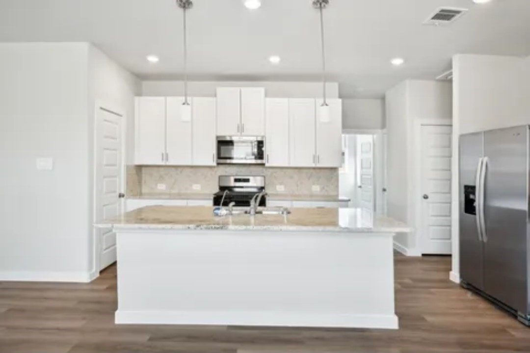 9450 Herons Preserve Property Photo 8