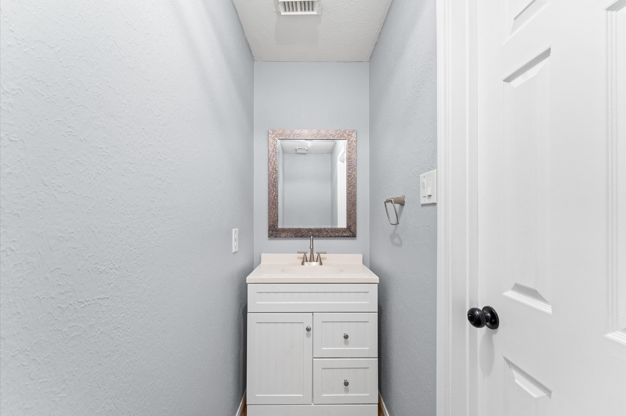 4103 Waterstone Drive Property Photo 25