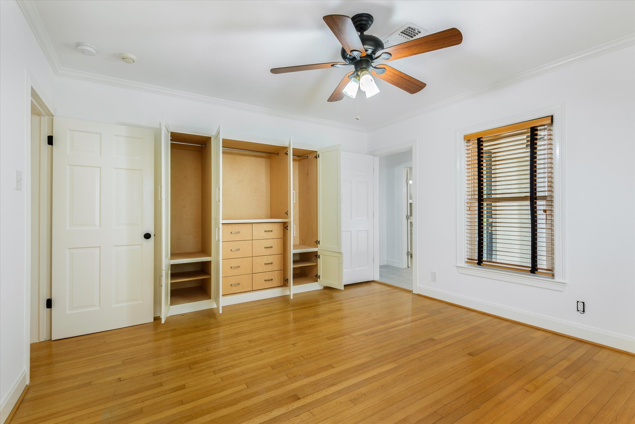 3136 Lafayette Street Property Photo 13