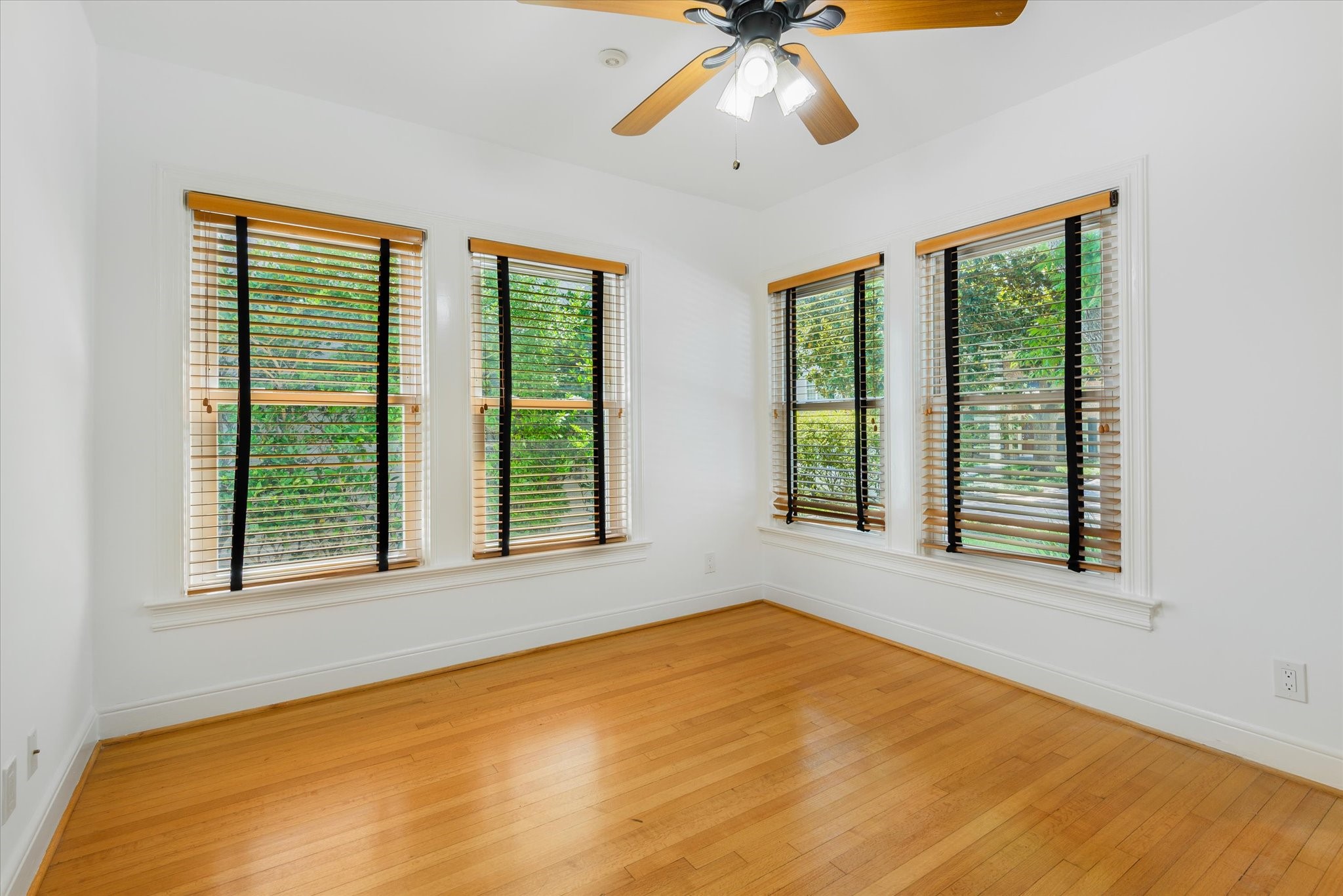 3136 Lafayette Street Property Photo 16