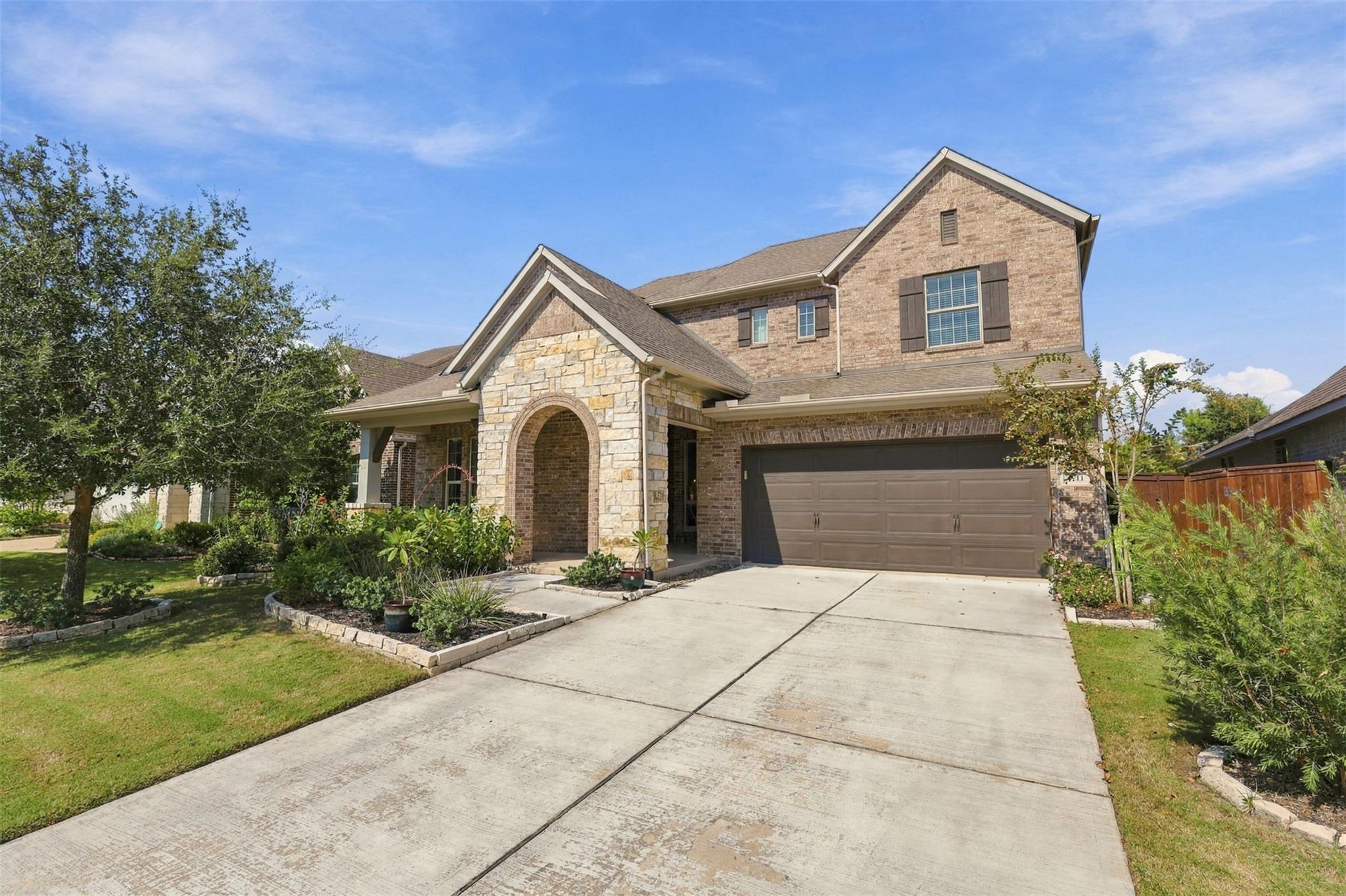 4711 Gilbert Road Property Photo 4