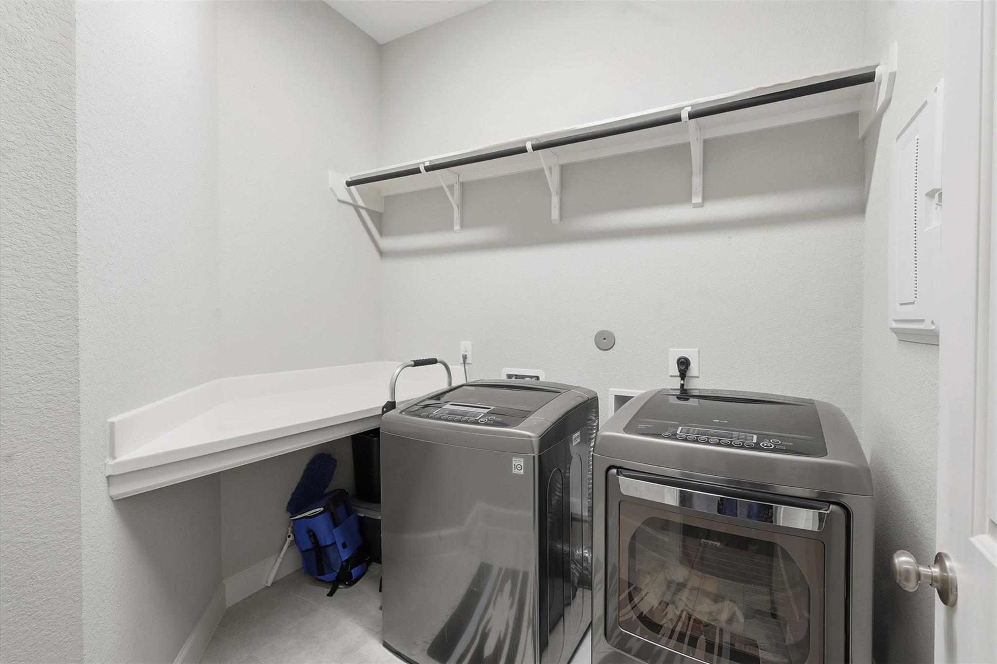 4711 Gilbert Road Property Photo 10