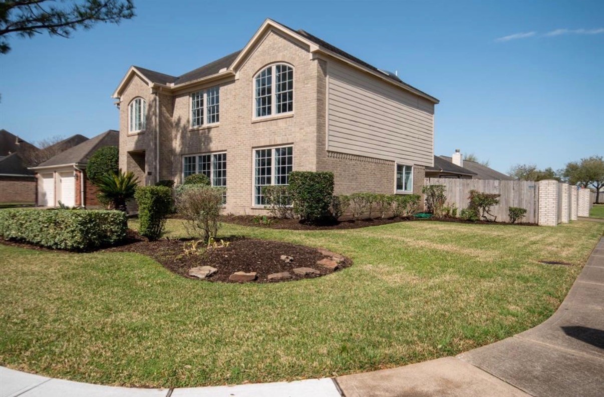3602 Aldridge Drive Property Photo 2