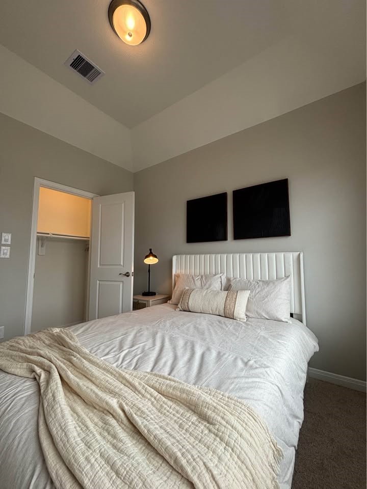 13704 Jeffrey Pine Lane Property Photo 12
