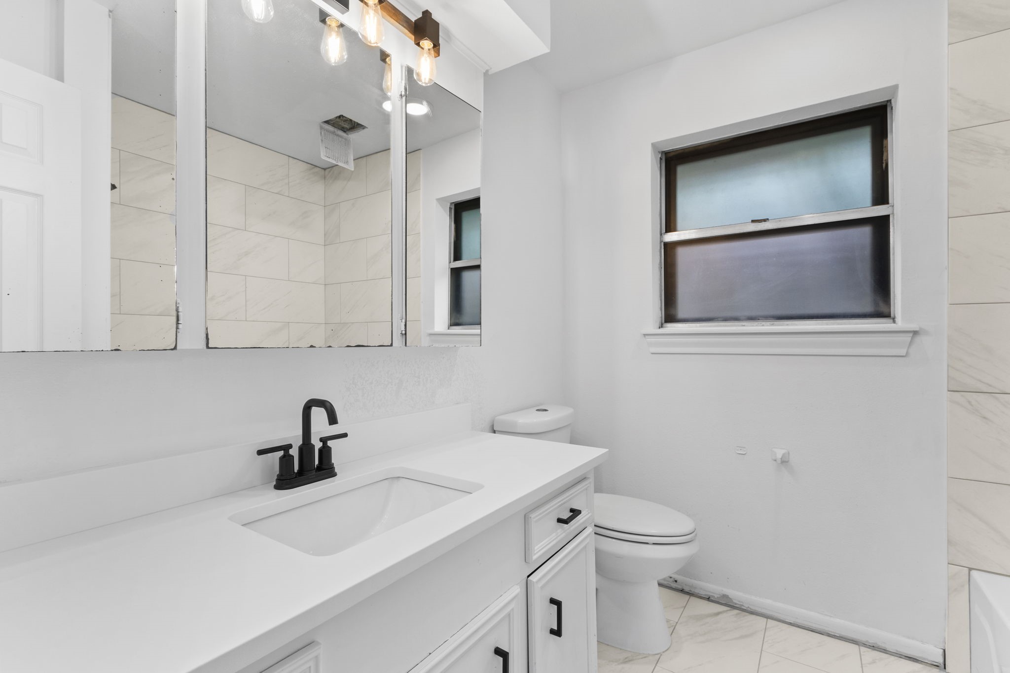 600 Pinebrook Lane Property Photo 11