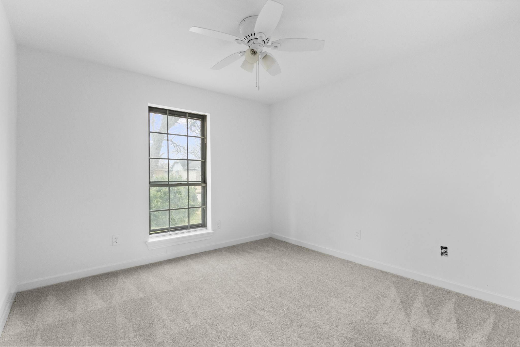 600 Pinebrook Lane Property Photo 13