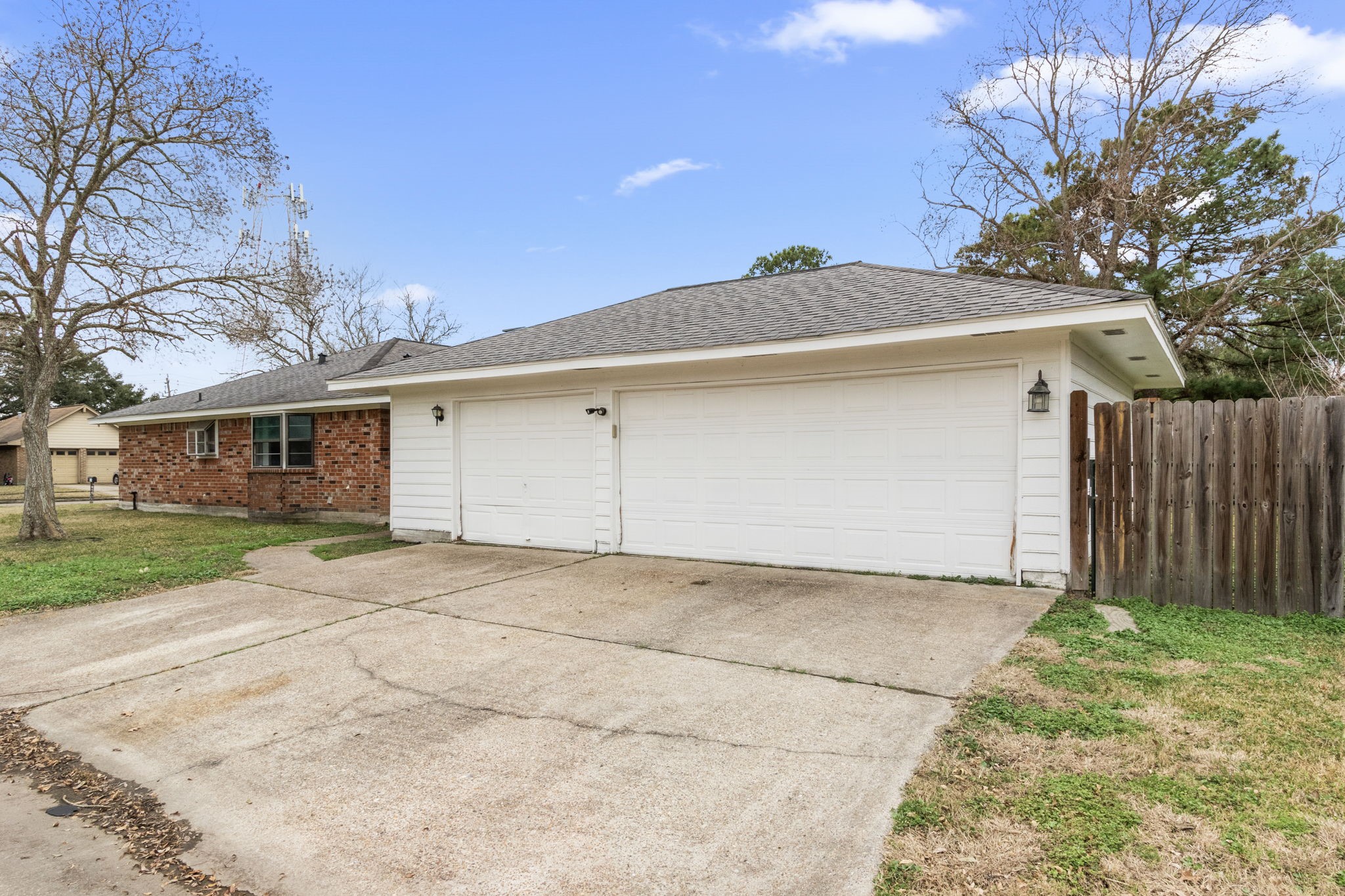 600 Pinebrook Lane Property Photo 17