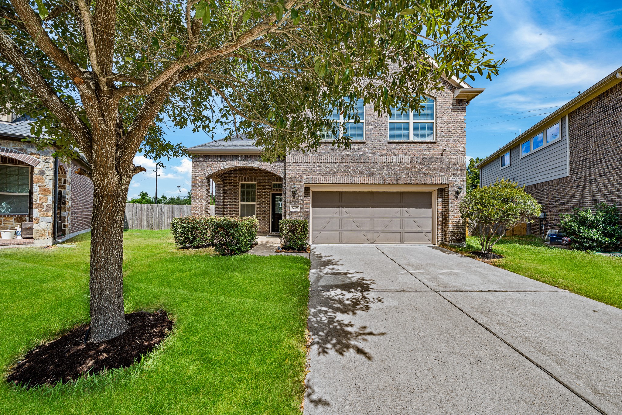 24826 Lakecrest Village Drive Property Photo 1