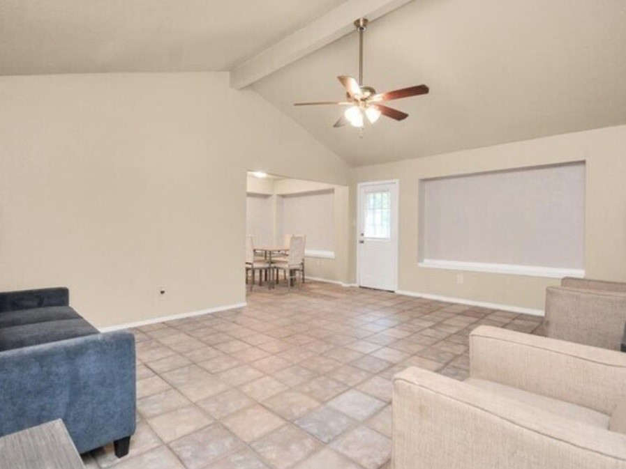 4803 Beechaven Street Property Photo 3