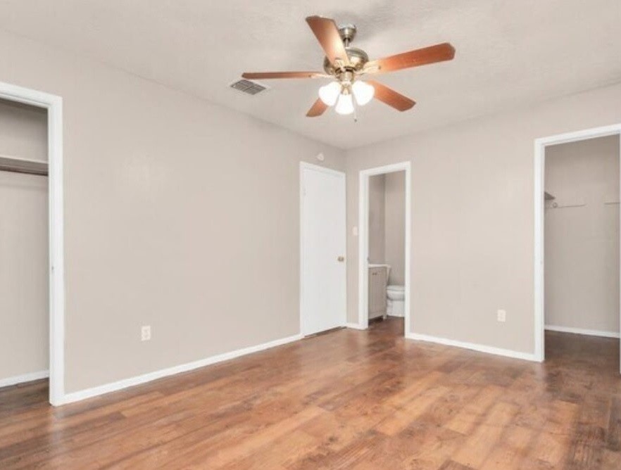 4803 Beechaven Street Property Photo 14