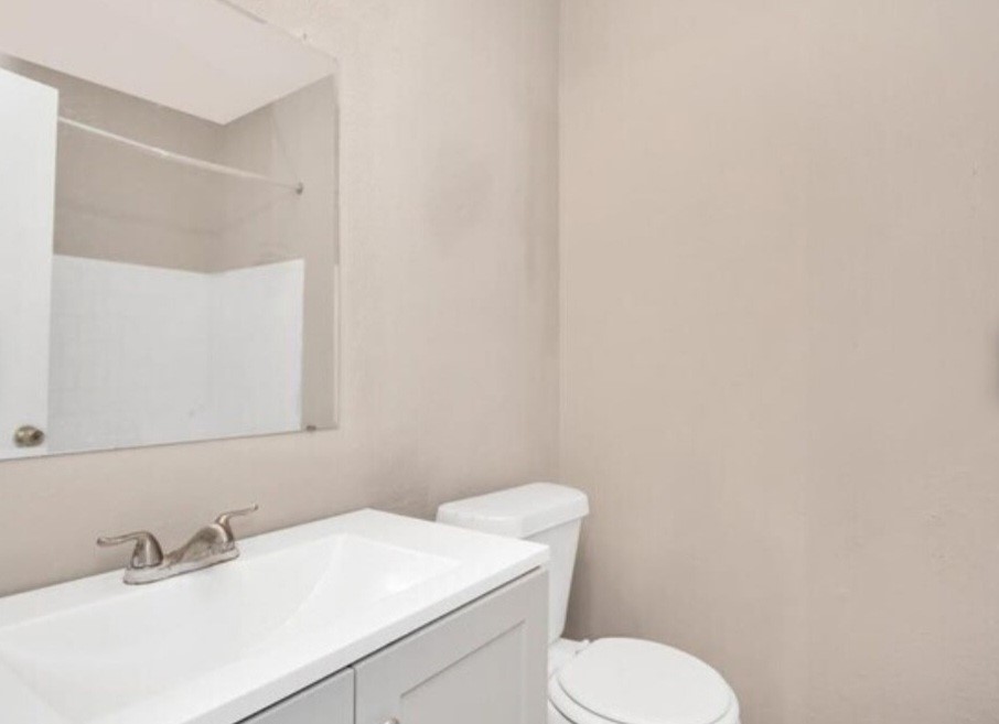 4803 Beechaven Street Property Photo 15