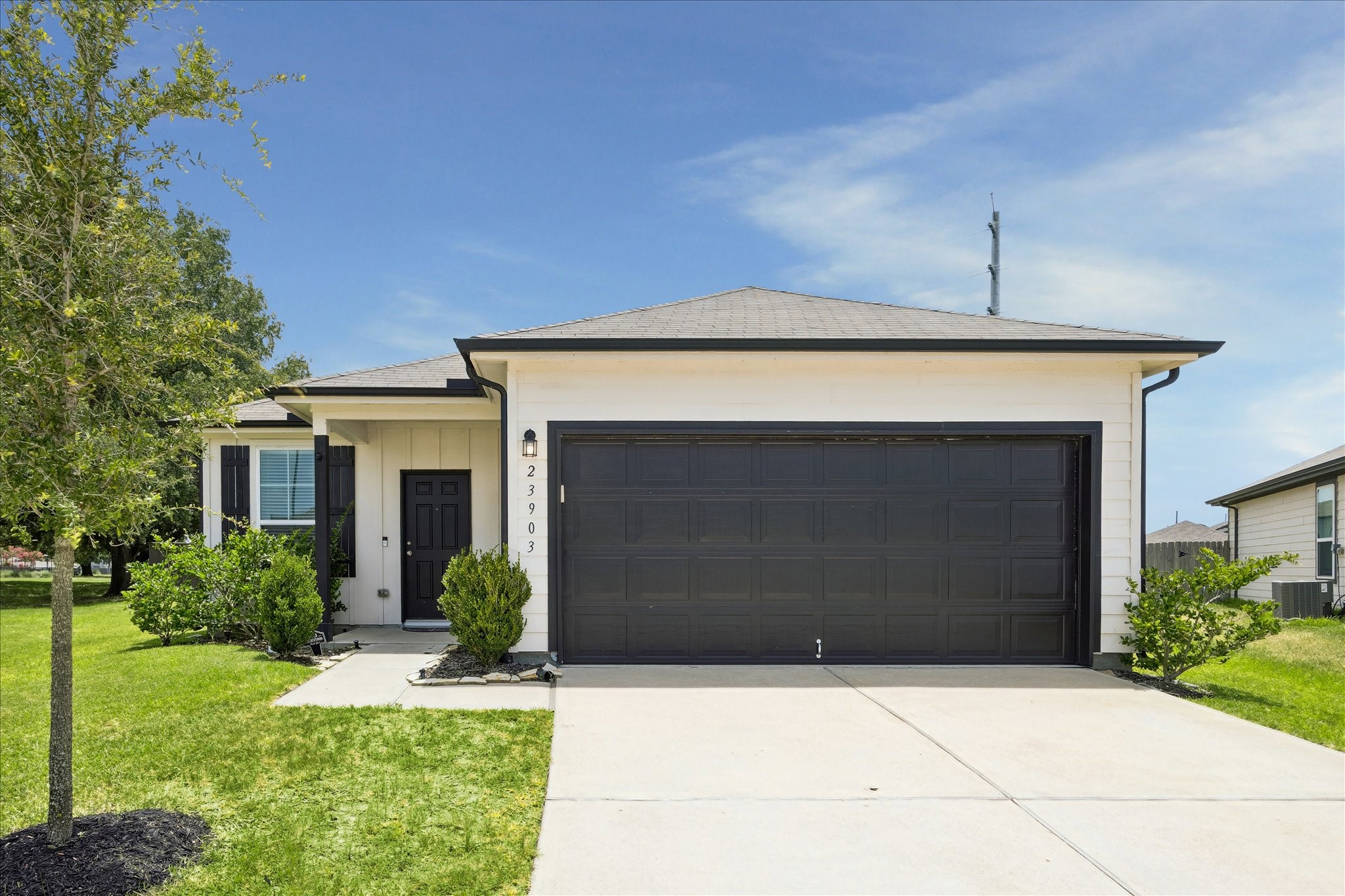 23903 Grass Hook Lane Property Photo 1