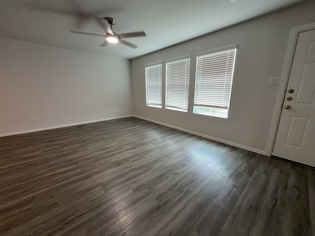 505 Hines Avenue B Property Photo 4