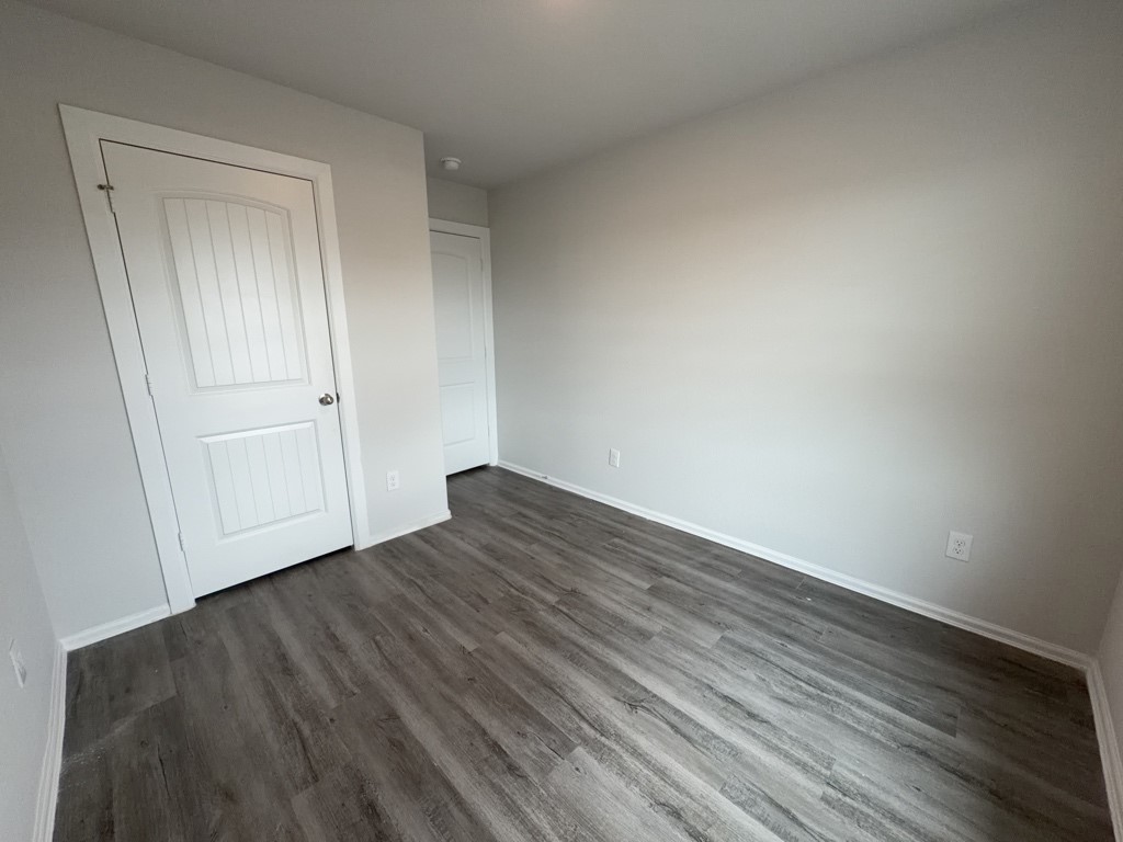 505 Hines Avenue B Property Photo 19