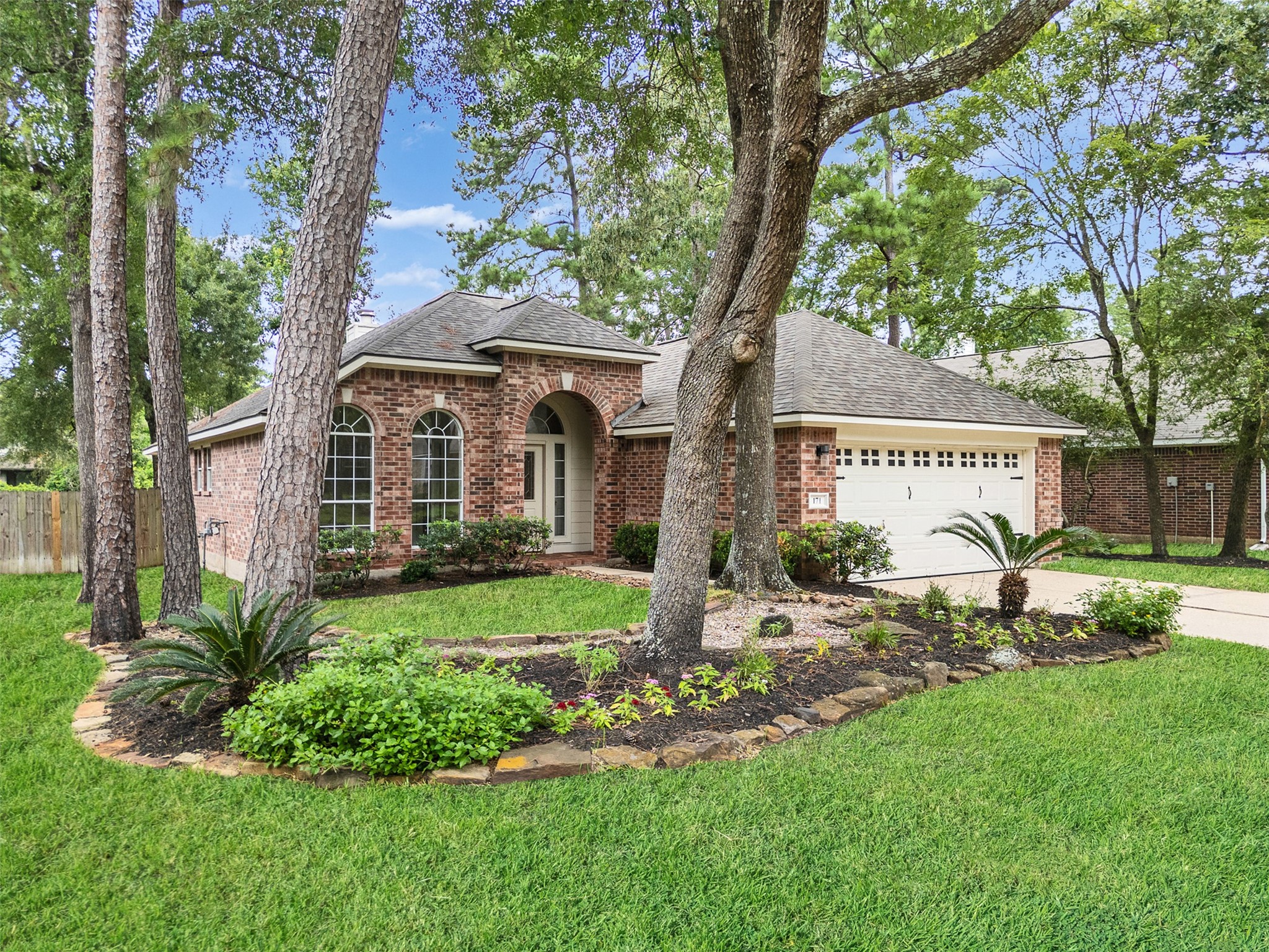 171 Merryweather Place Property Photo 3