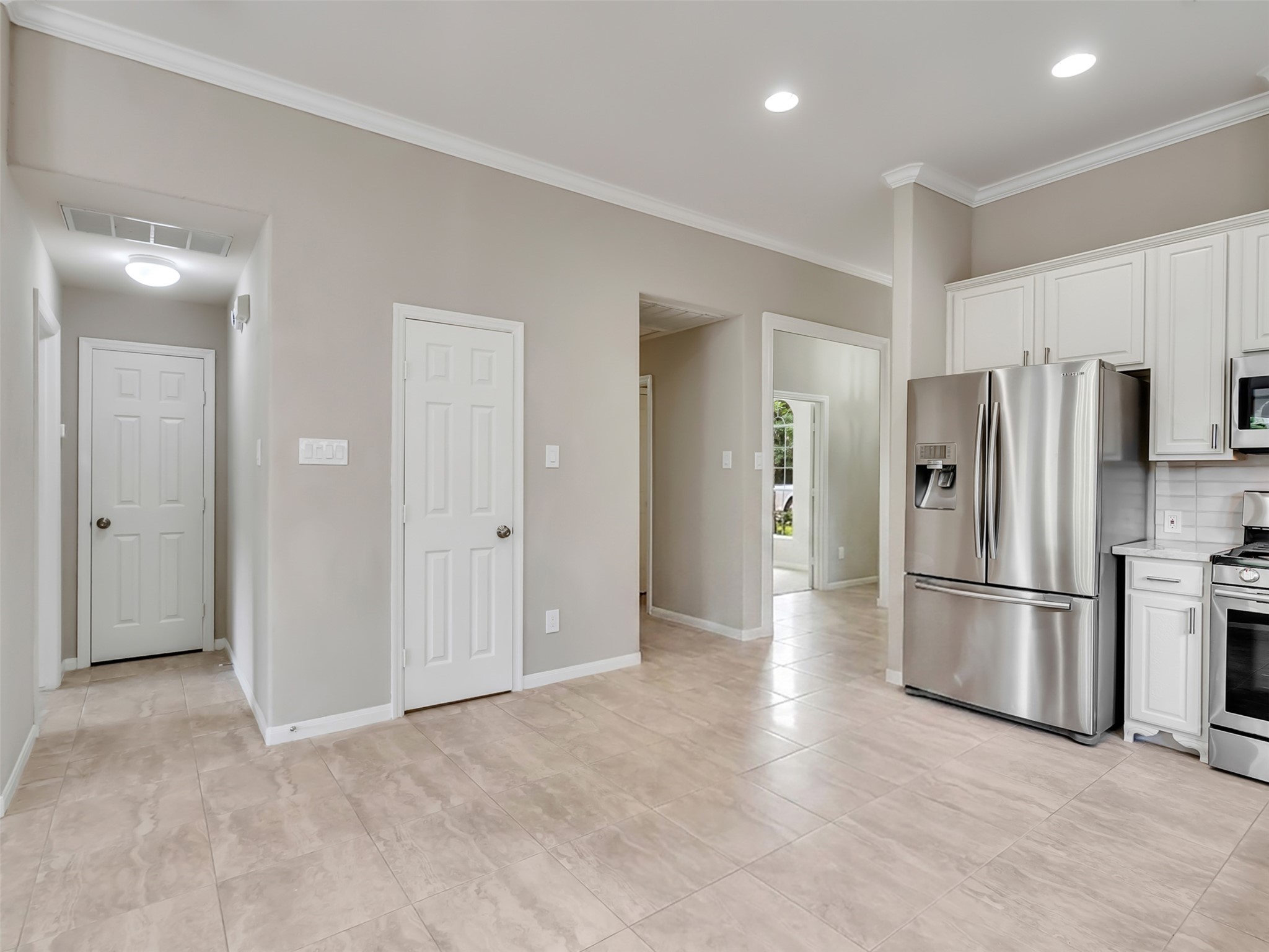 171 Merryweather Place Property Photo 13