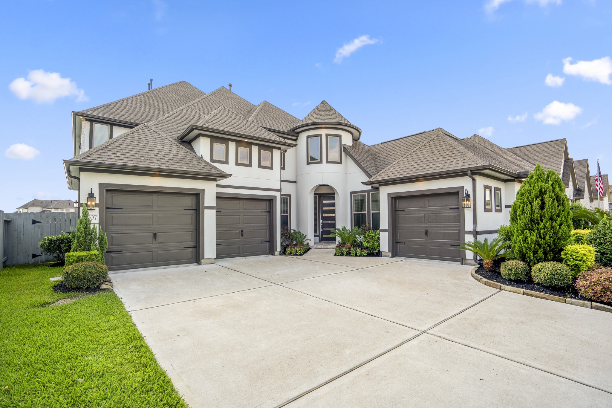 1707 Hartford Mills Lane Property Photo 1