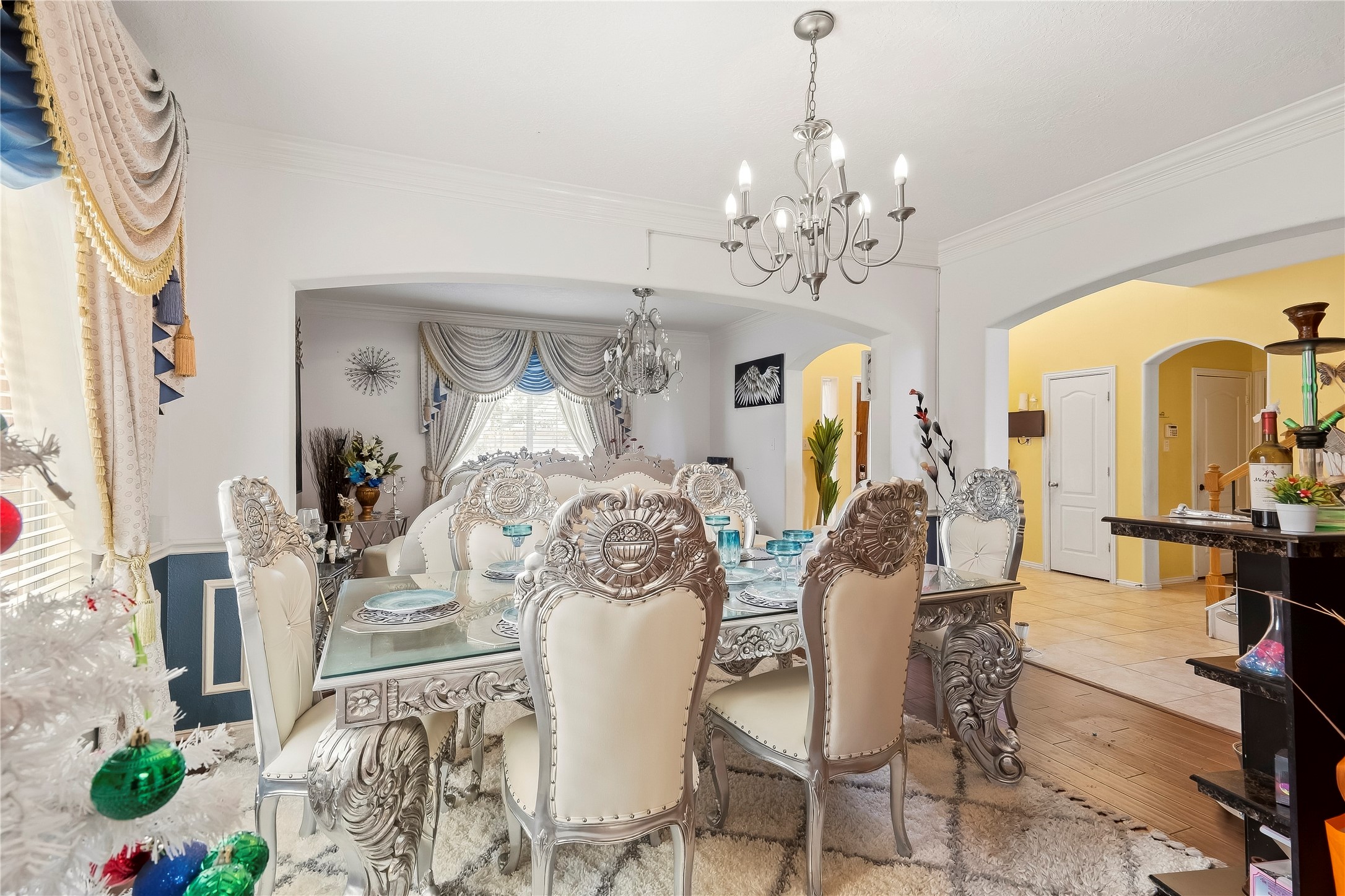 24811 Malca Manor Drive Property Photo 6