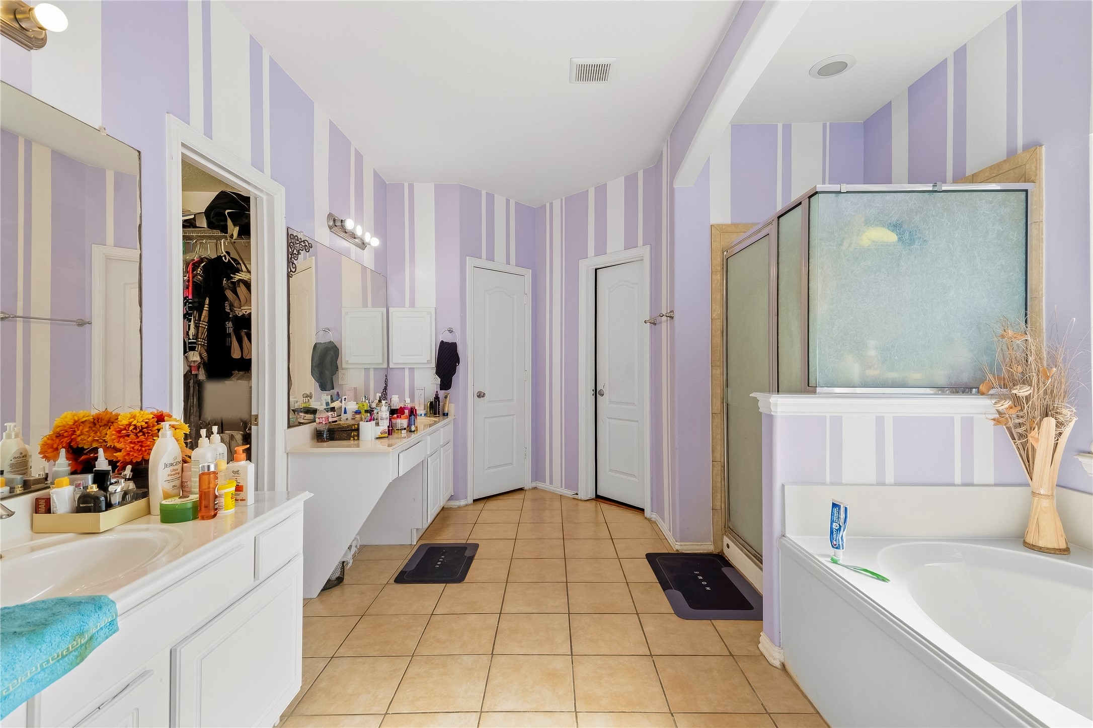 24811 Malca Manor Drive Property Photo 14