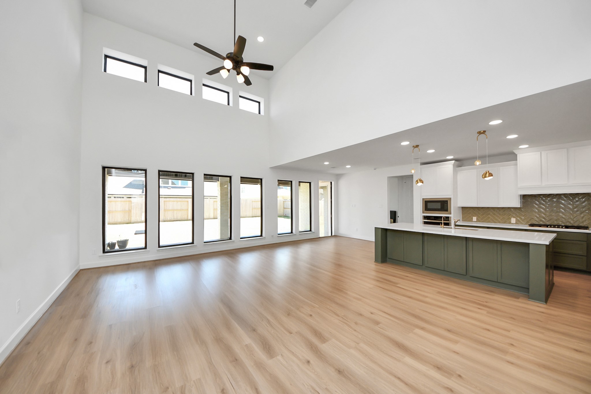 10414 Cloud Shimmer Trace Property Photo 3