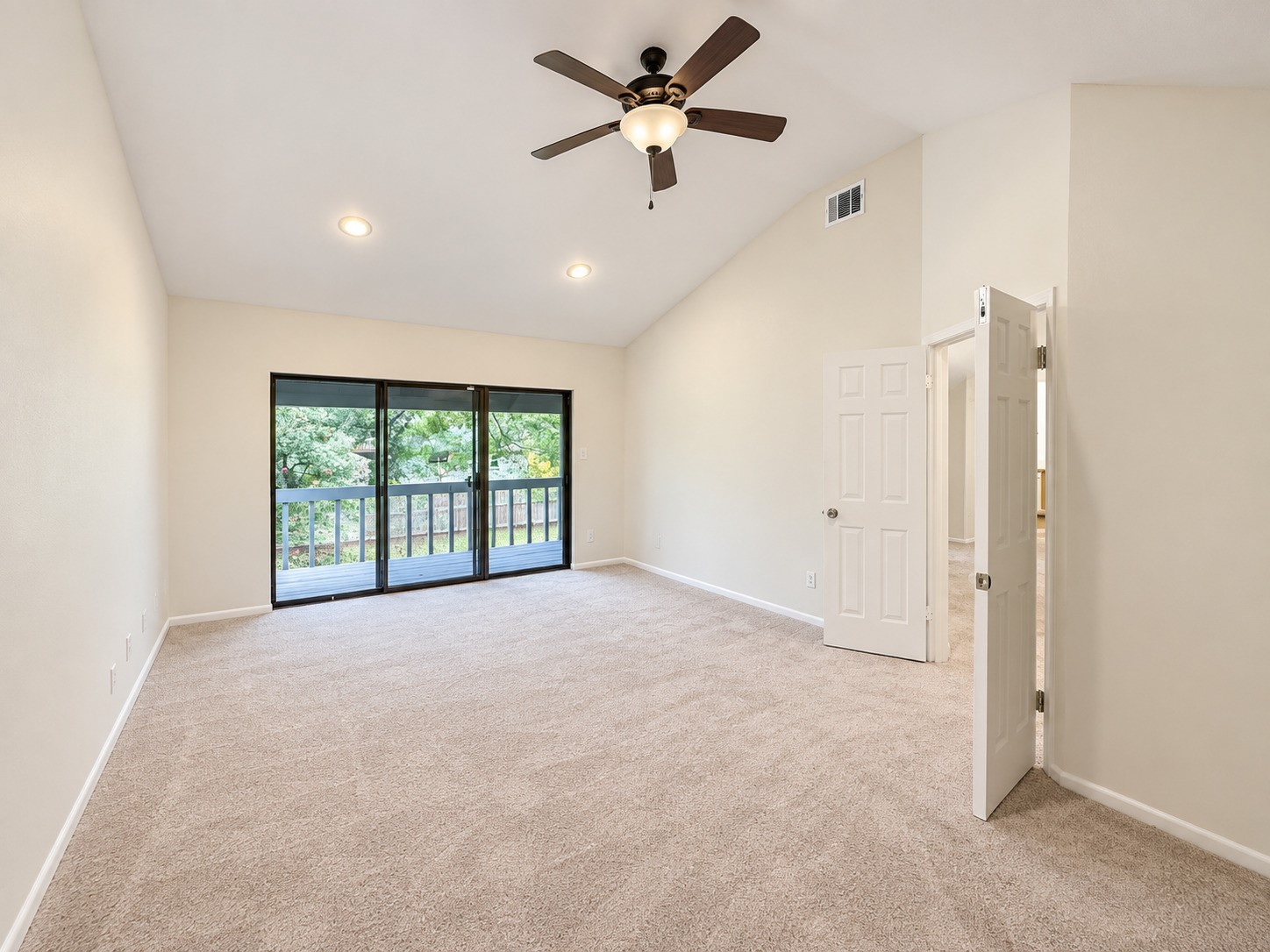 530 Enchanted Lane Property Photo 8
