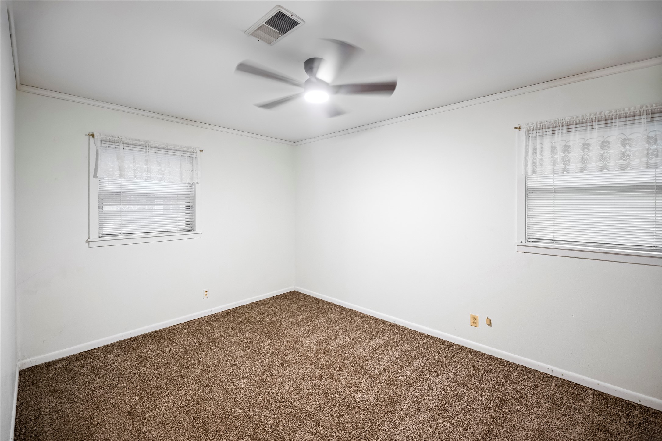 613 Grantham Road Property Photo 12