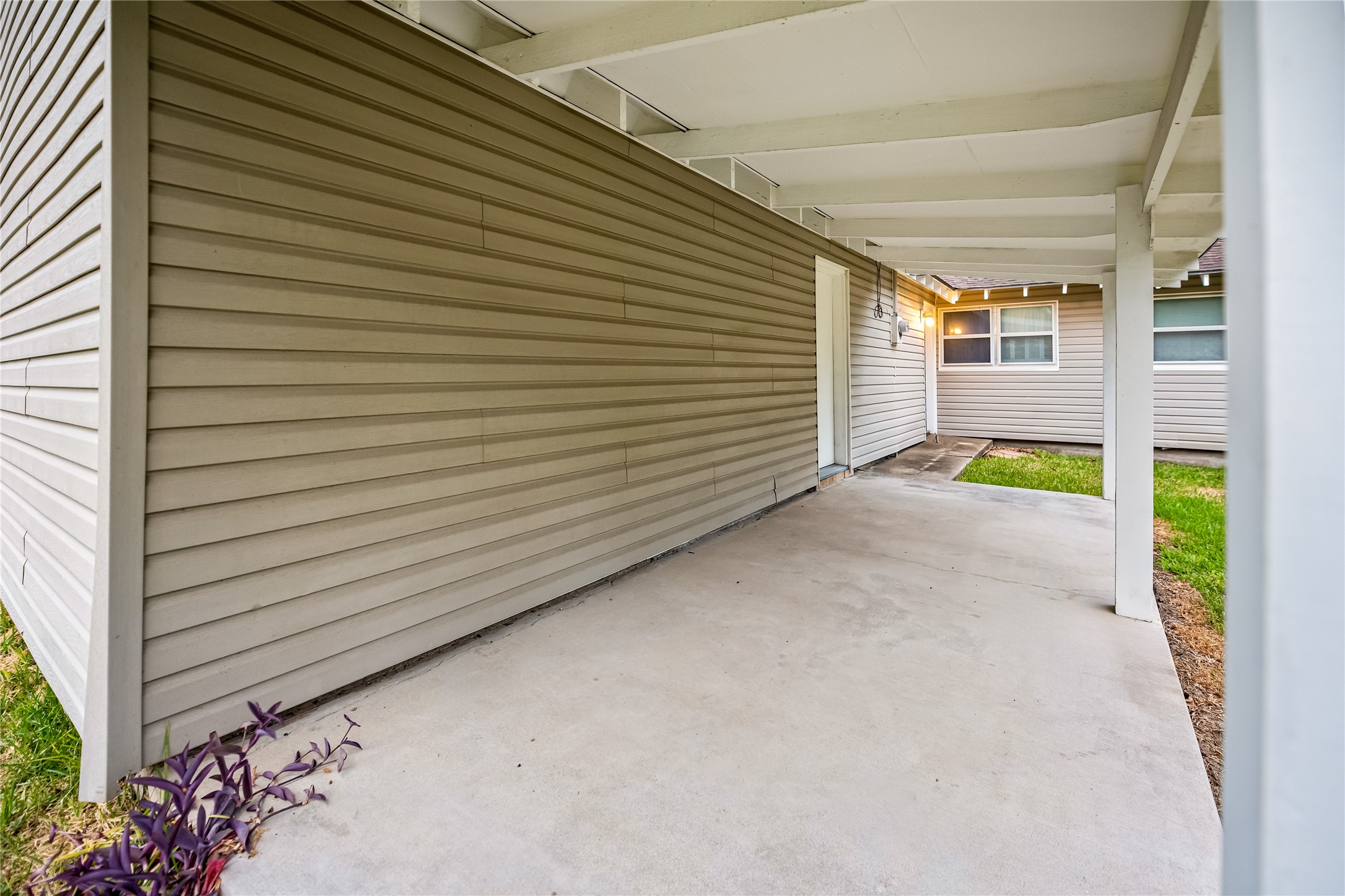 613 Grantham Road Property Photo 16
