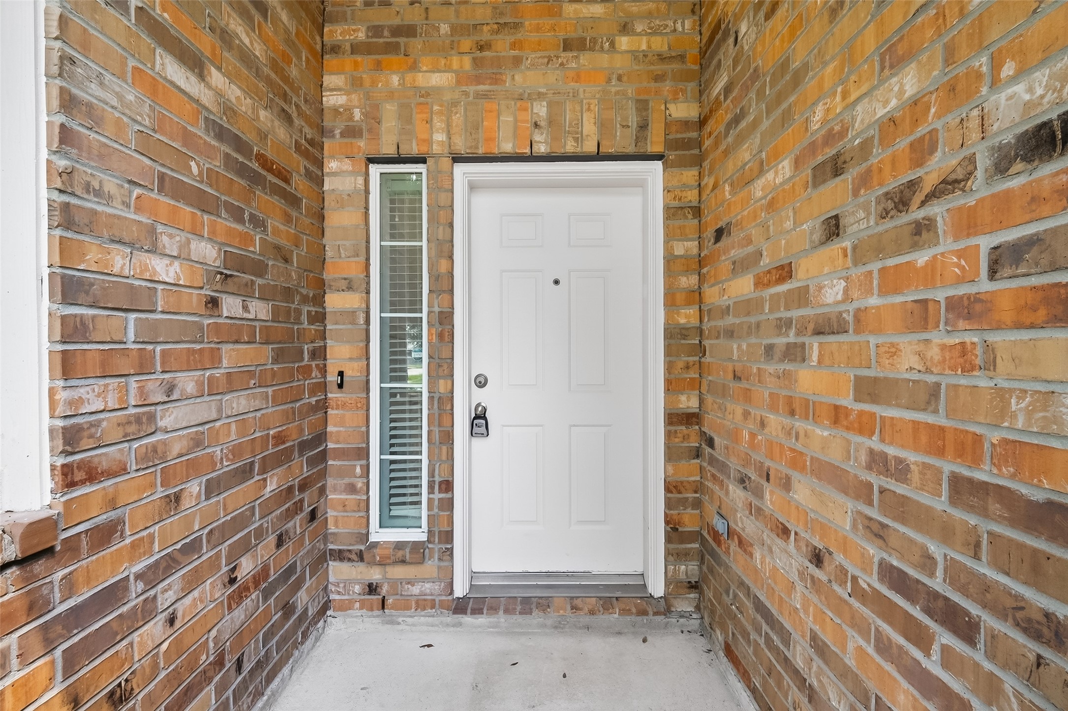 1834 Kessler Park Court Property Photo 4