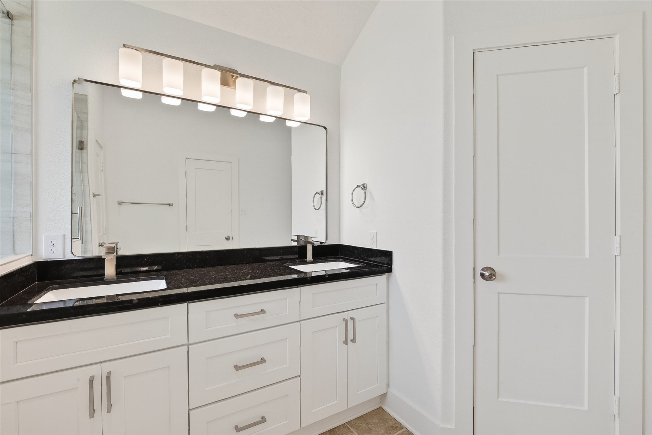 1834 Kessler Park Court Property Photo 26